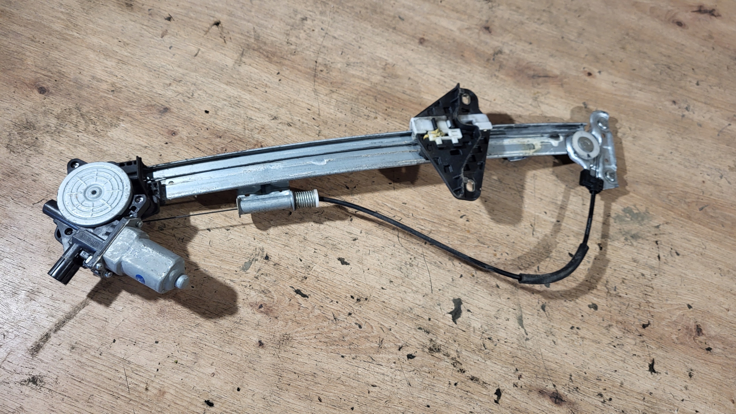 MECHANIZM PRAWY PRZÓD HONDA ACCORD VIII 8 Producent części Honda OE