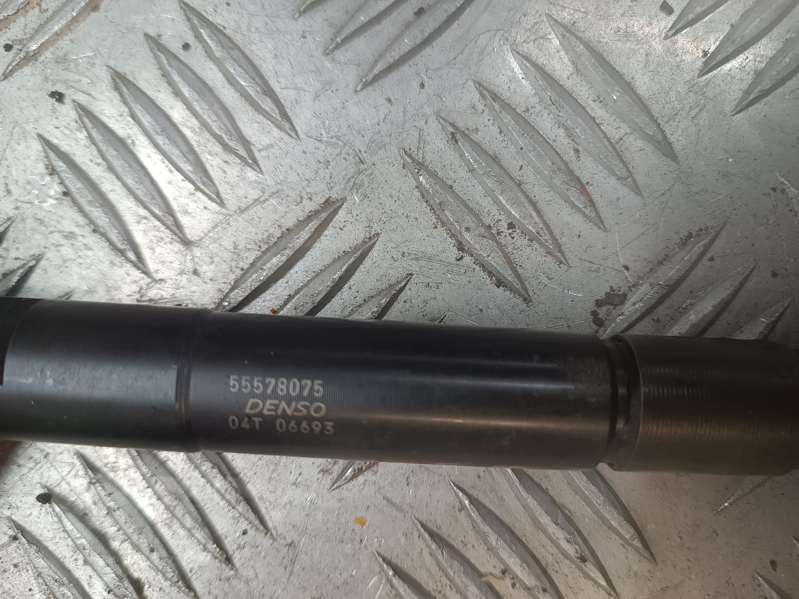 nozzle injector nozzles OPEL ASTRA K V 1.6 CDTI 55578075