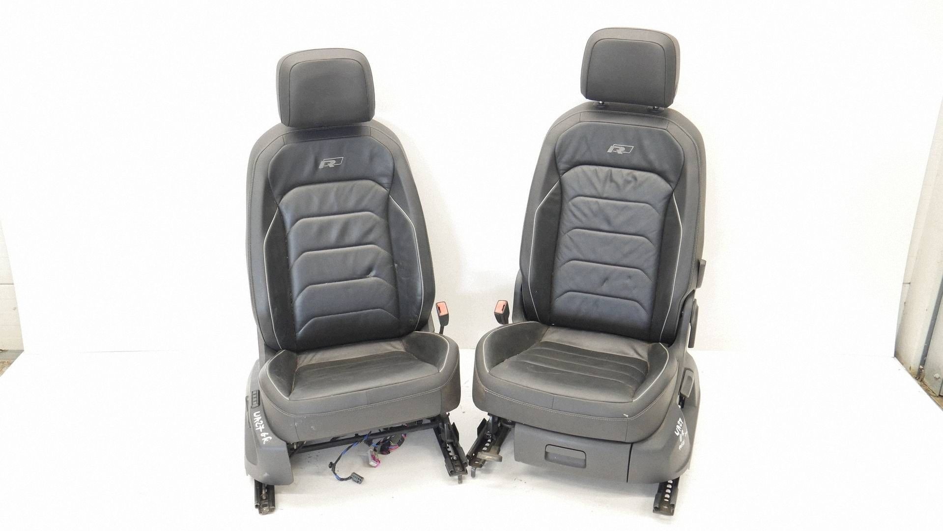 seat right left front front VW TIGUAN II R-LINE leather GRZANE PAMIEC