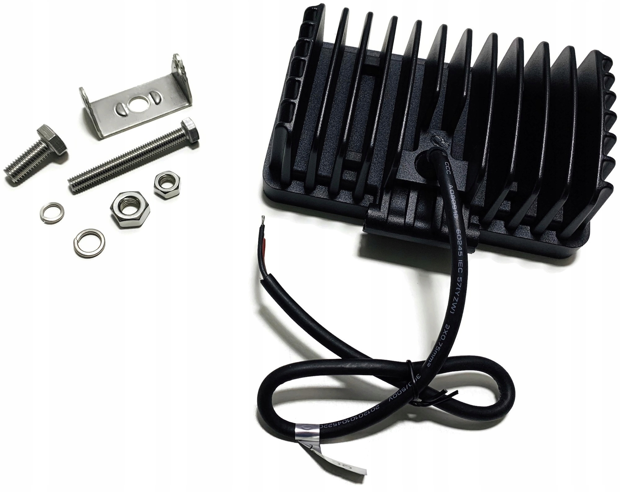 LAMPA 15 LED FLOOD DO OSWIETLENIA POLA ROBOCZEGO Voltage 9 V