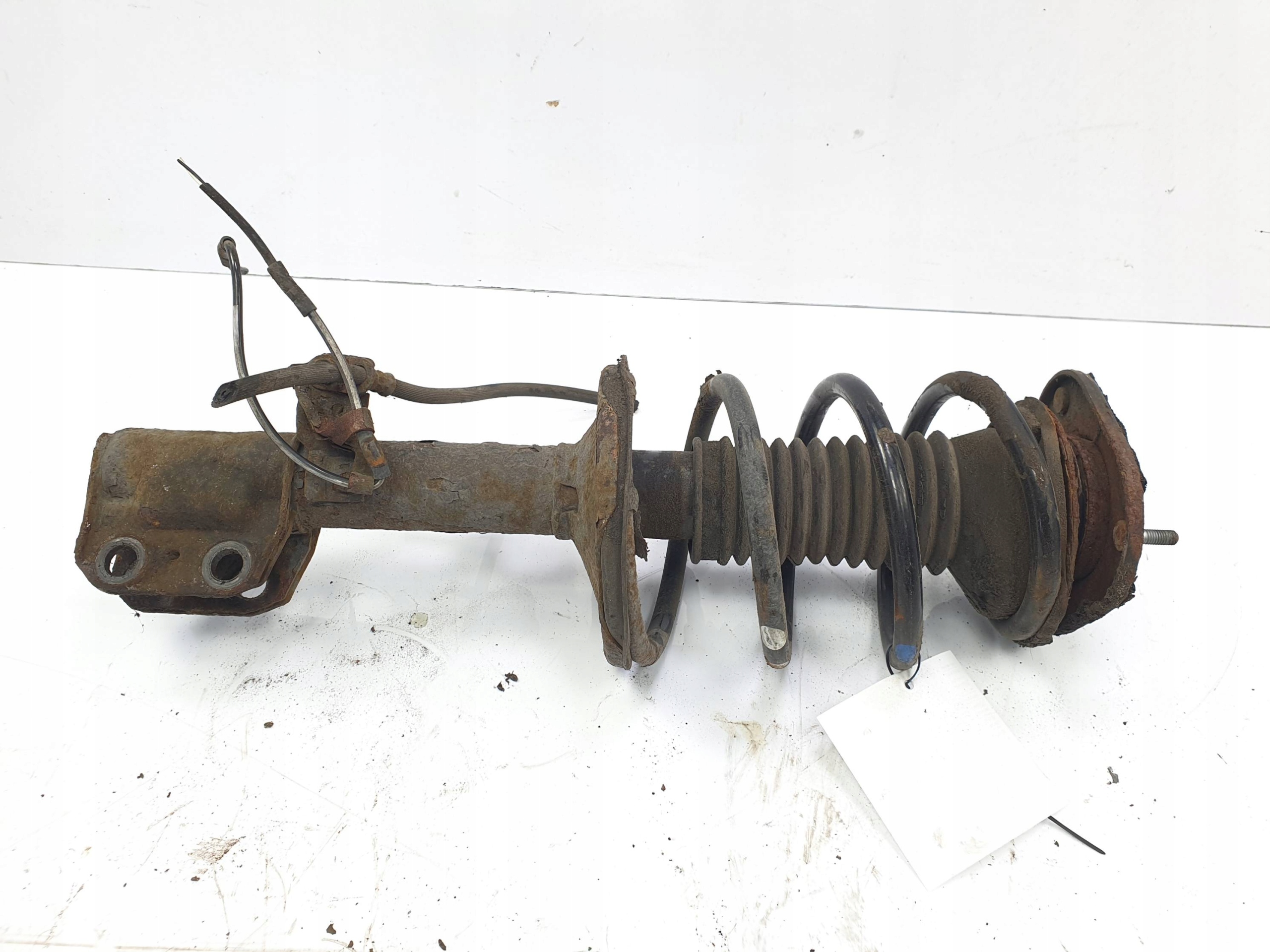 Амортизатор Toyota AVENSIS T25 2007