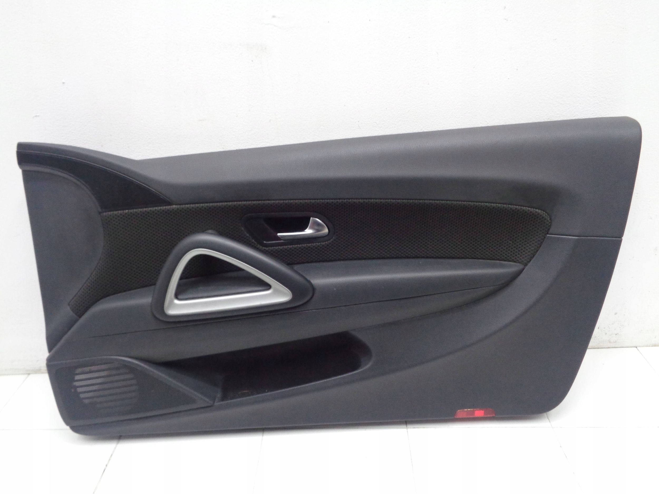 vw SCIROCCO 1K8 дверные карты правая 08-16R