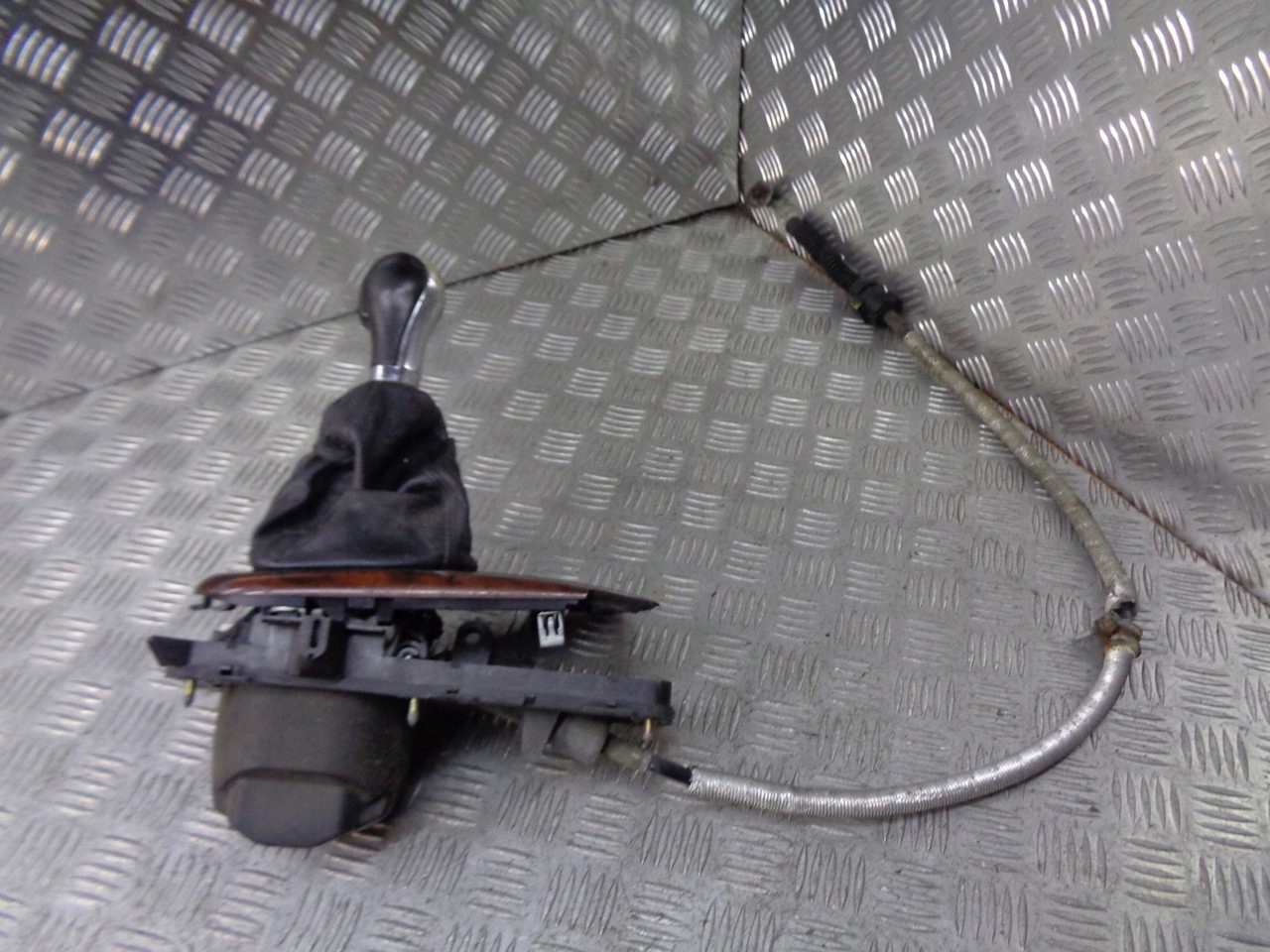 MECHANIZM ZMIANY BIEGÓW ROVER 45 1.8