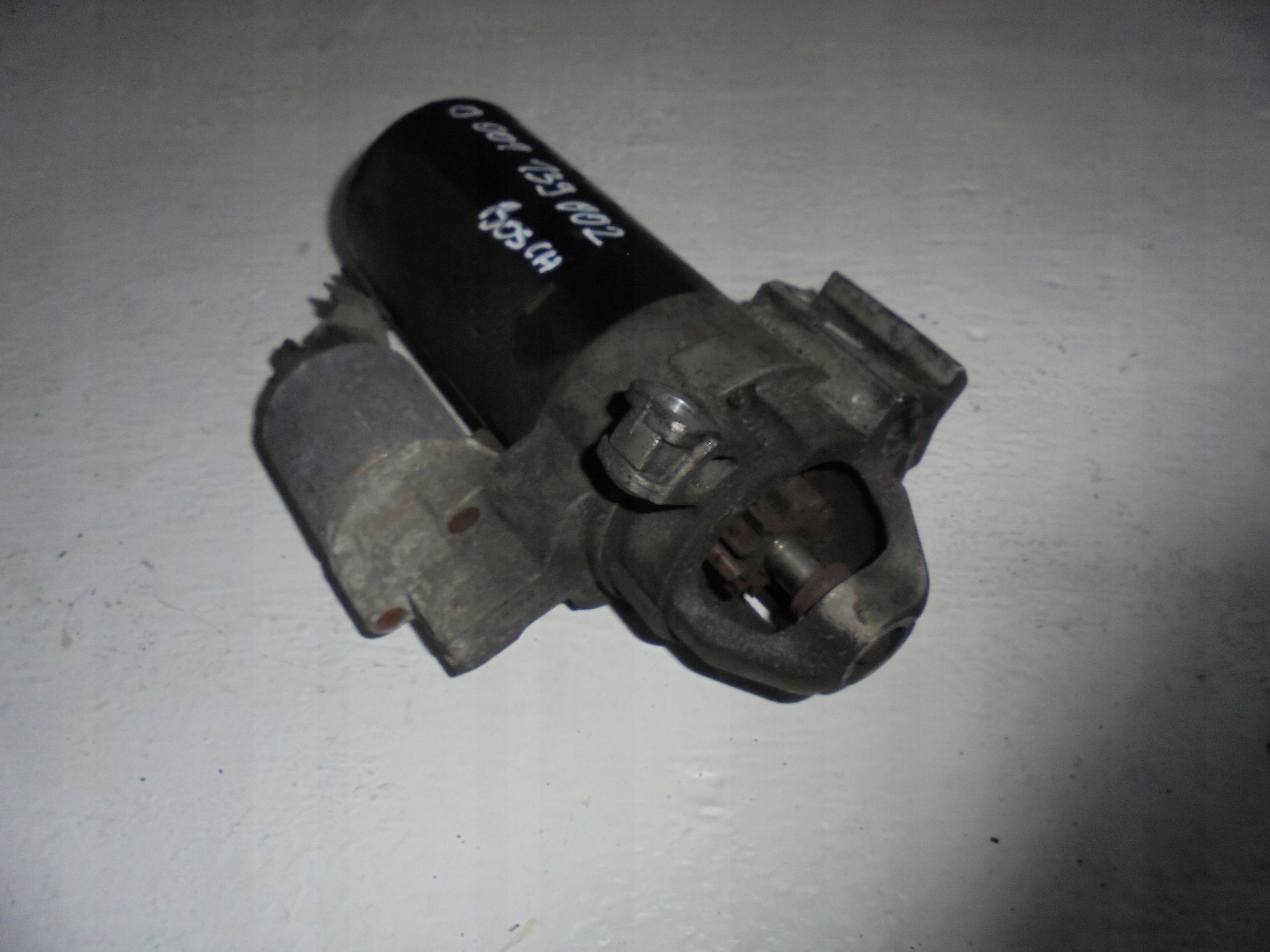 BMW 3 E90 E91 2.0 D N47 starter 7812034 0001139002 BOSCH