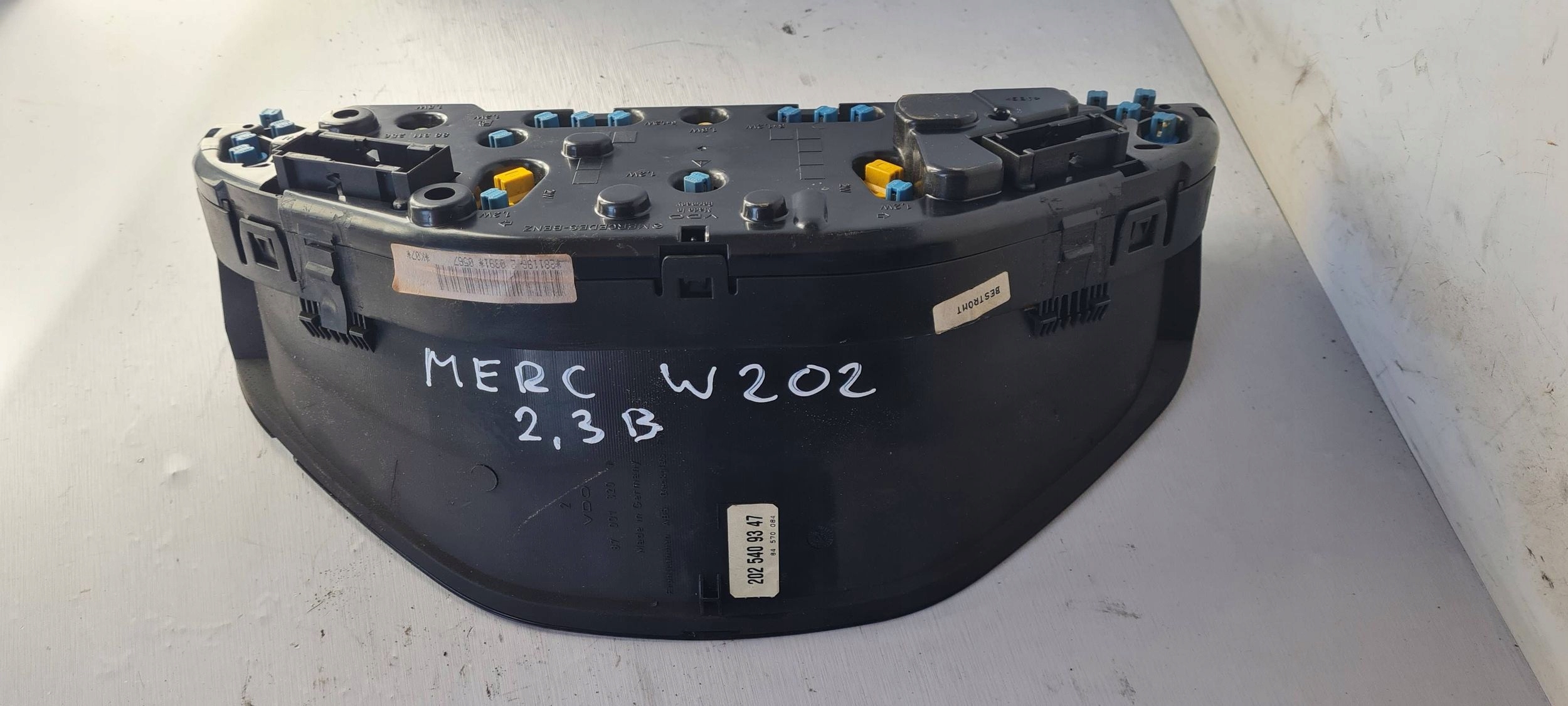 спидометр mercedes-benz C и W202 2.3 b 202540947 европа