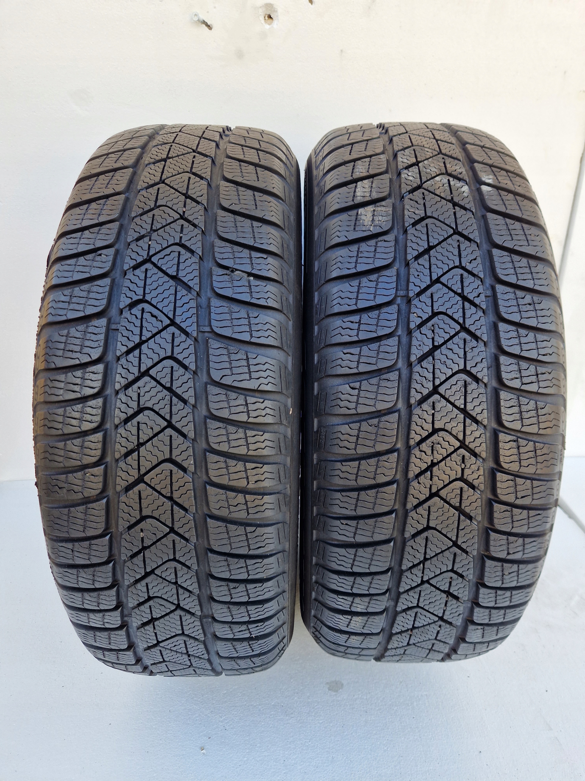 Opony Pirelli Sottozero 3 205/60r16 96H