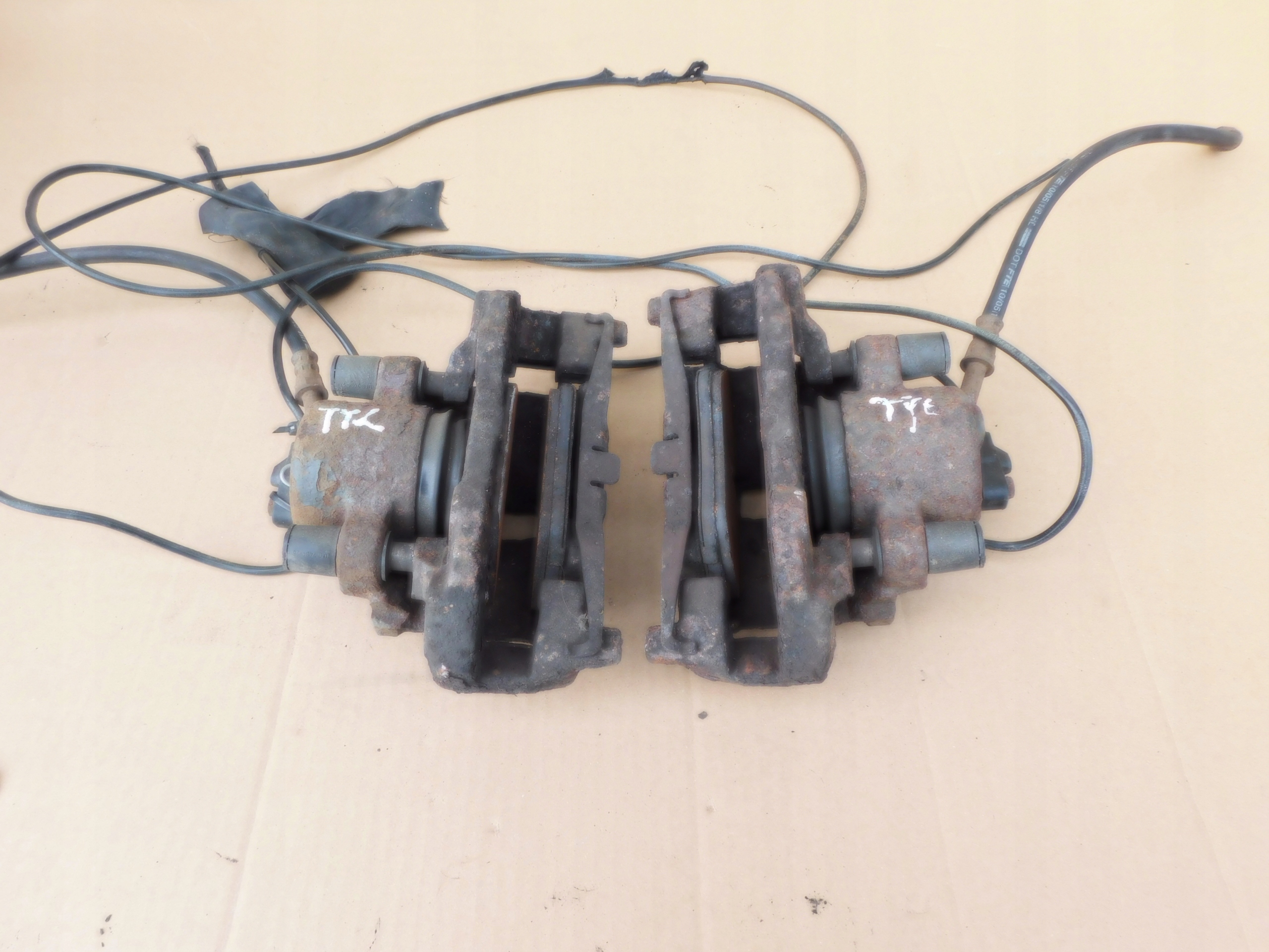 calipers brake rear part tylu komplet left right Mercedes Sprinter VW LT