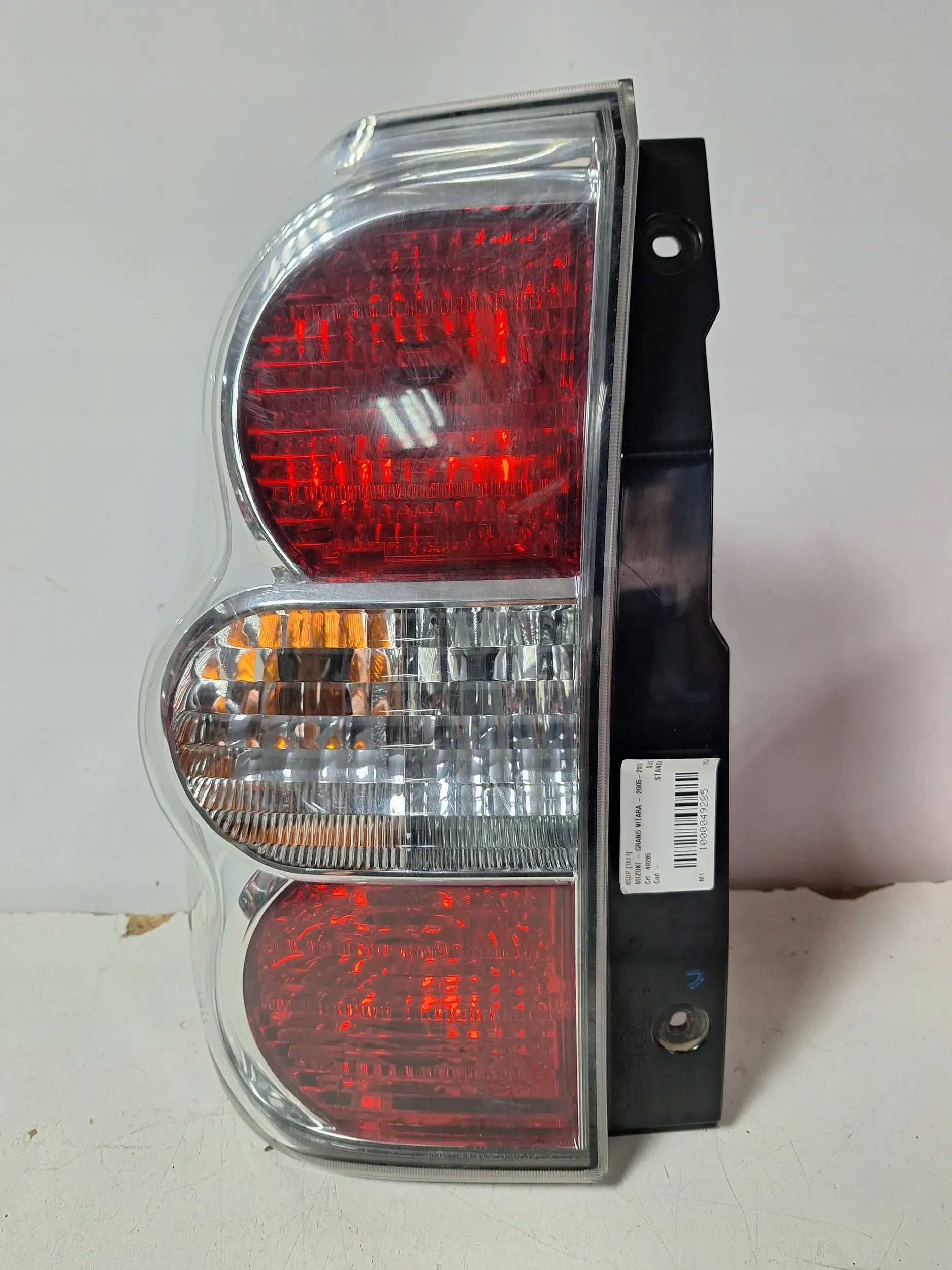 light rear part left Suzuki Grand Vitara II 05-12 3D EU