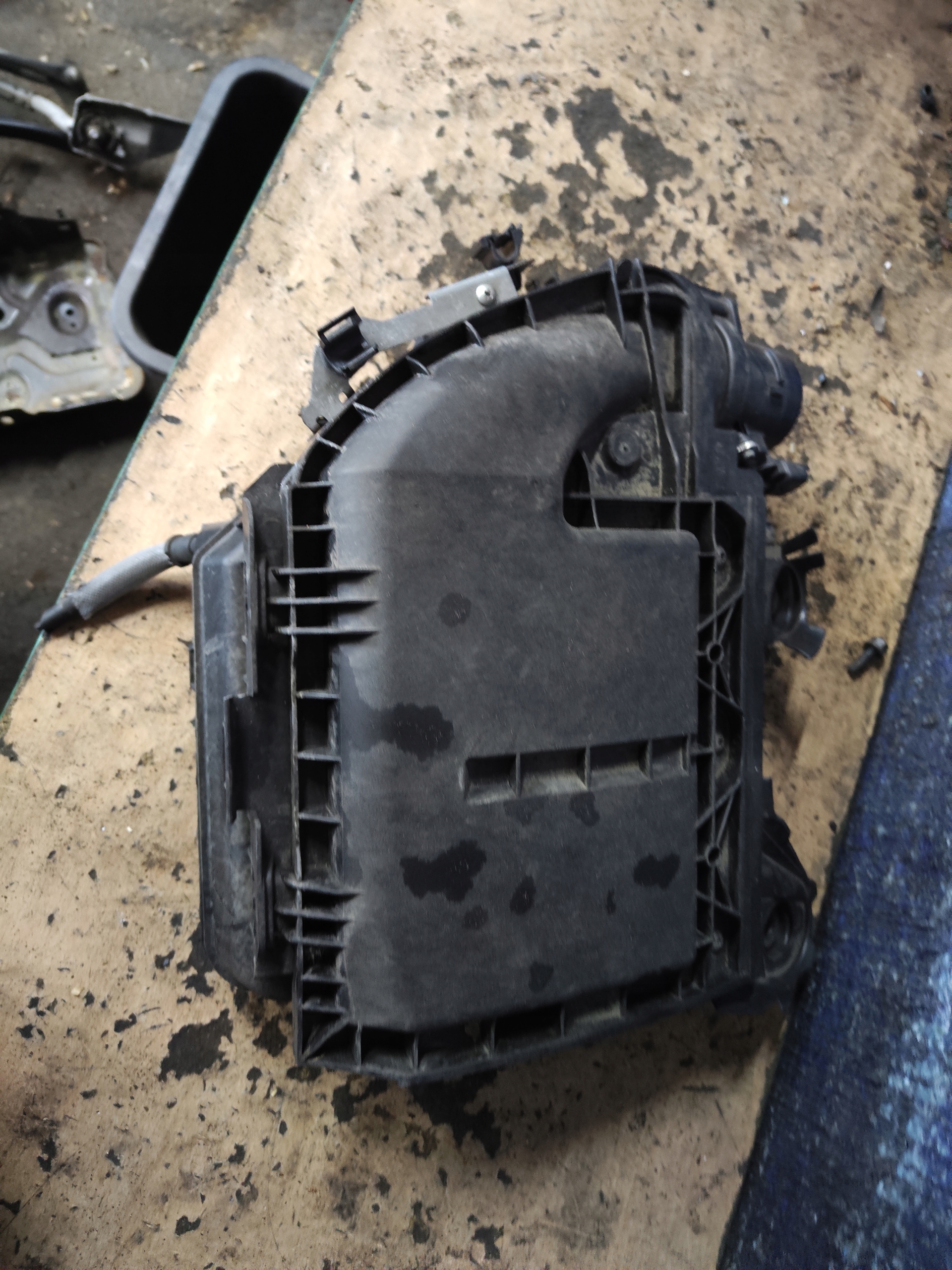 mitsubishi ASX и 1.6 DID корпус салонного фильтра Воздух