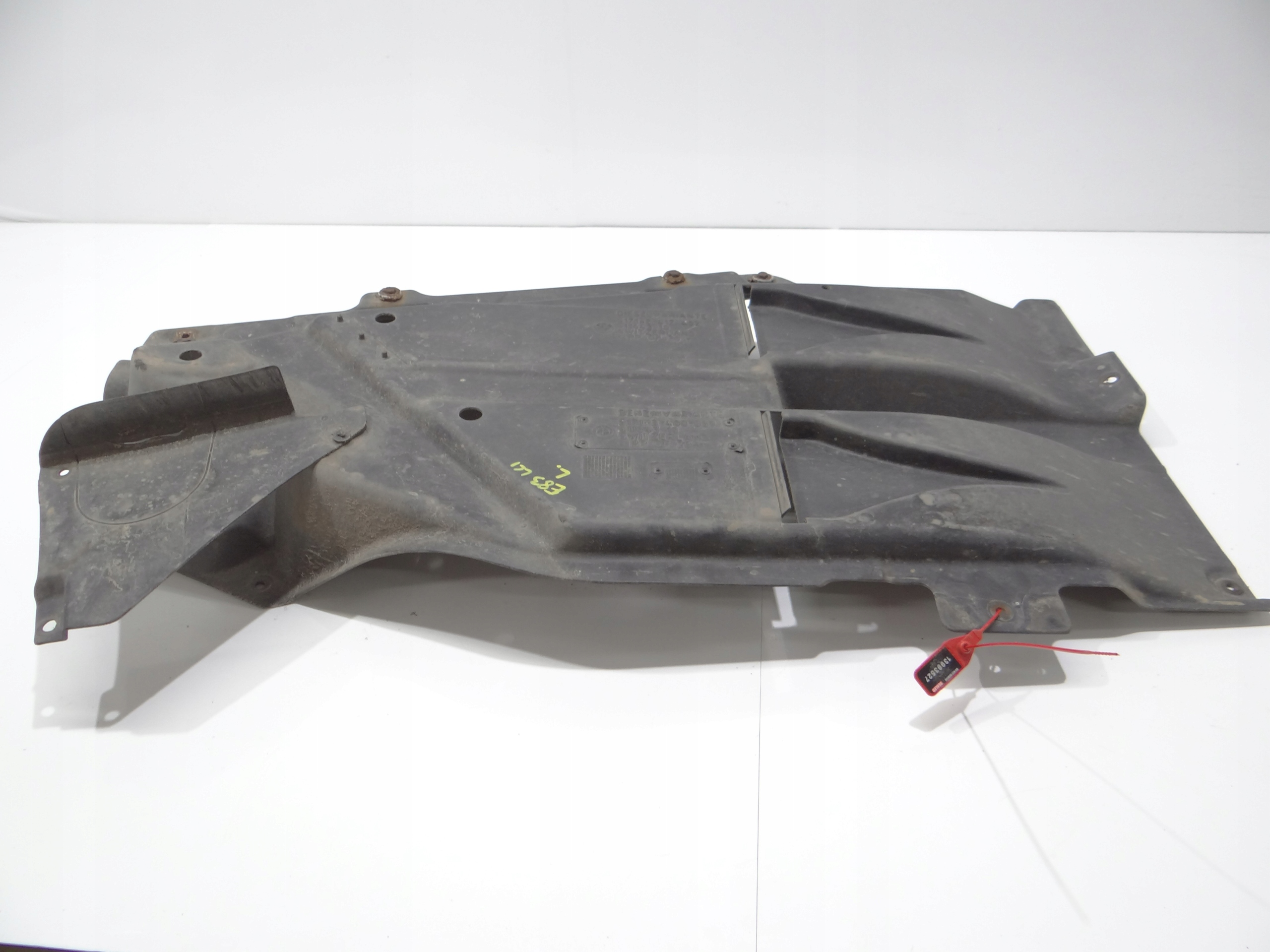 cover chassis left BMW X3 E83 OE 3400039 (13993527)