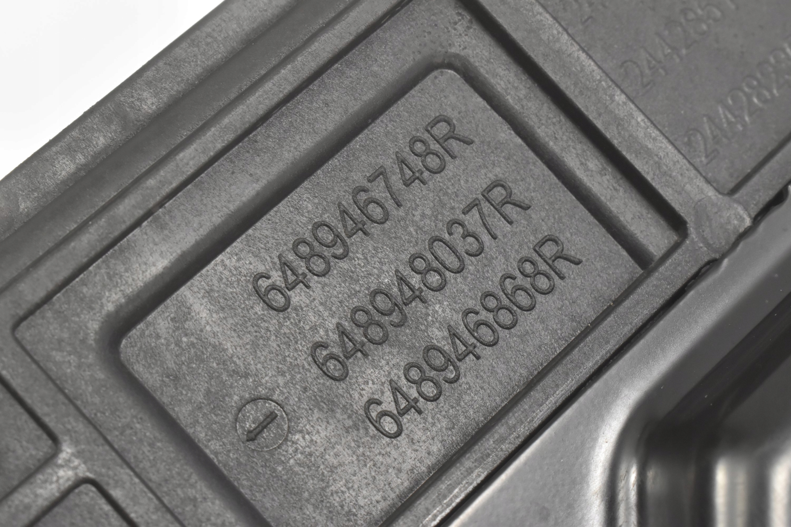 PODSTAWA AKUMULATORA 244286139R DACIA JOGGER SANDERO III LOGAN III Typ samochodu Samochody osobowe