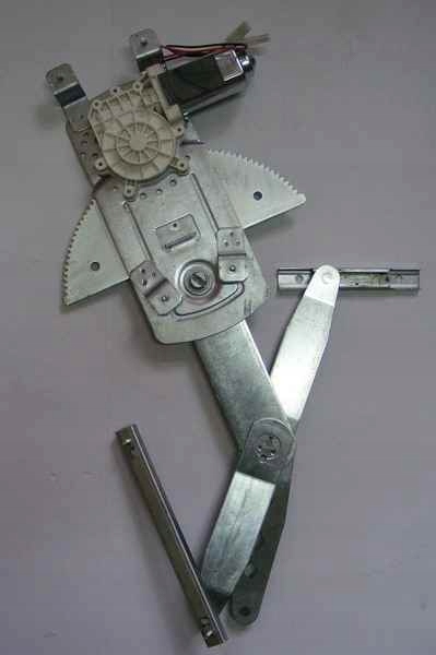 Podnośnik el. szyby OPEL CORSA C 2000-10.2003 5D