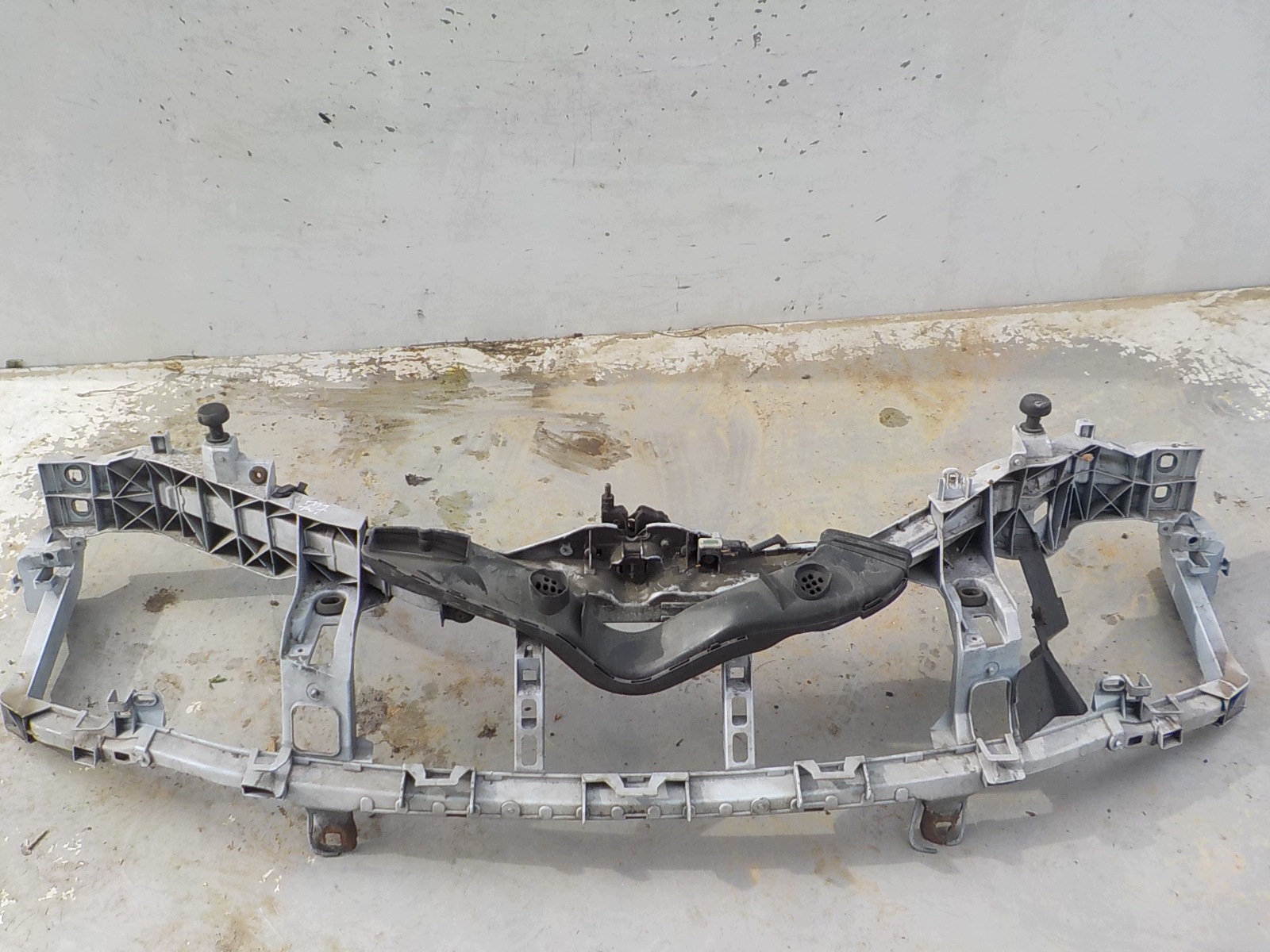 727 FORD KUGA and MK1 08-13 support panel for radiators OKULAR pillar
