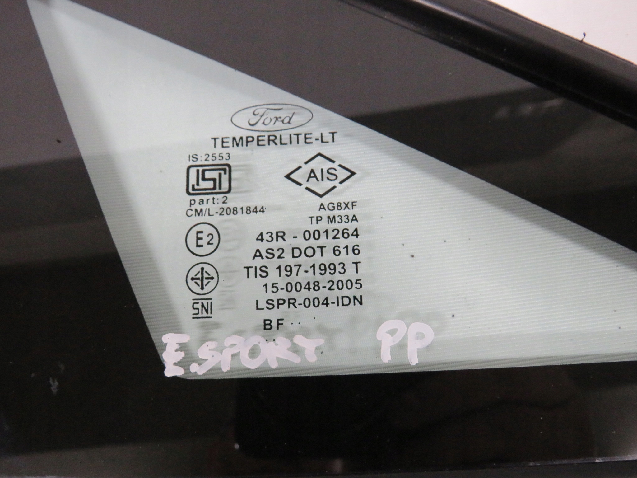 ECOSPORT II MK2 SZYBA KAROSERYJNA PRZEDNIA PRZÓD Numer katalogowy części ECOSPORT II MK2 SZYBA KAROSERYJNA PRZEDNIA PRZÓD