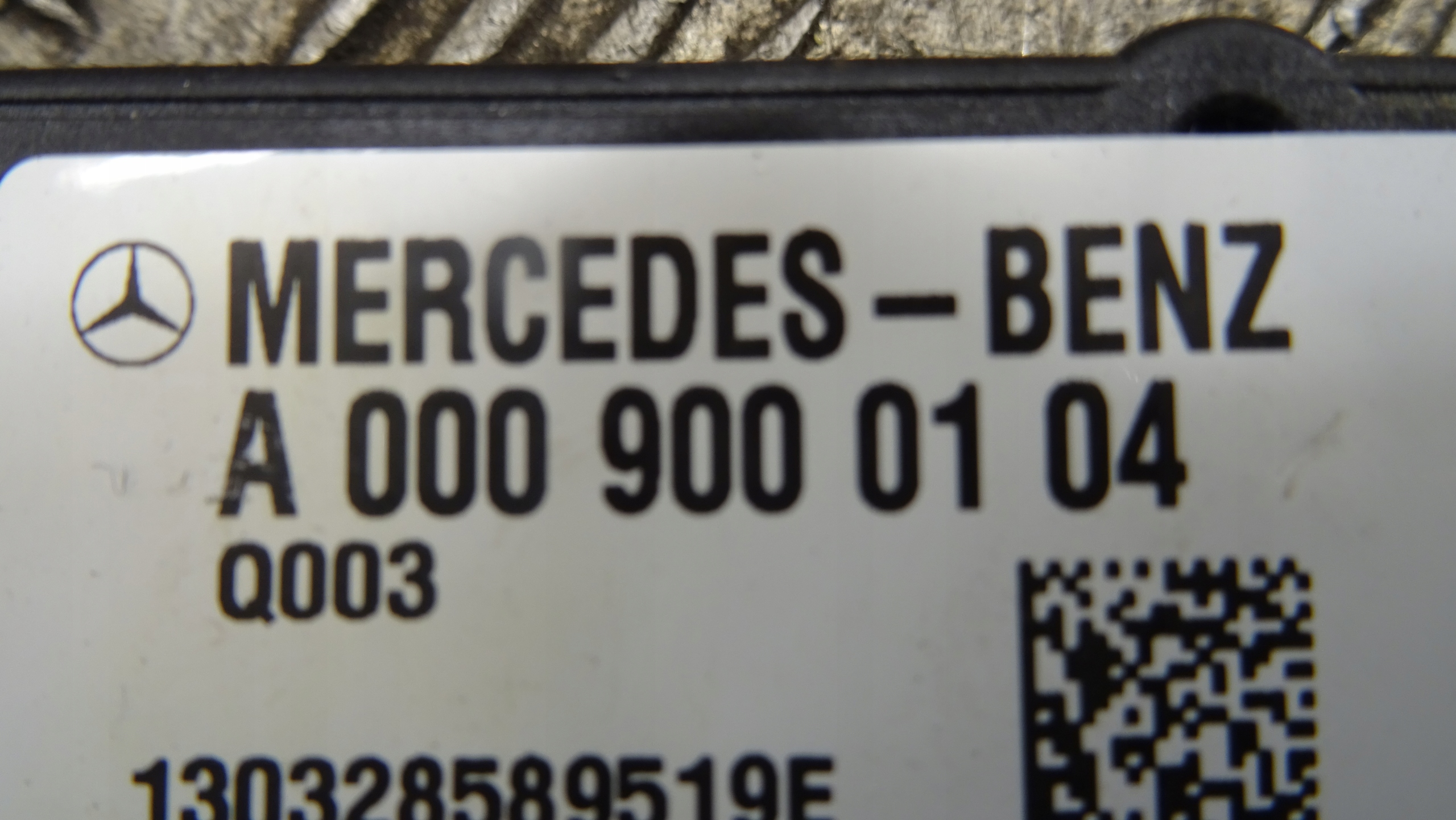 Mercedes W212 Module pompy Carburant A0009000104 nr M663