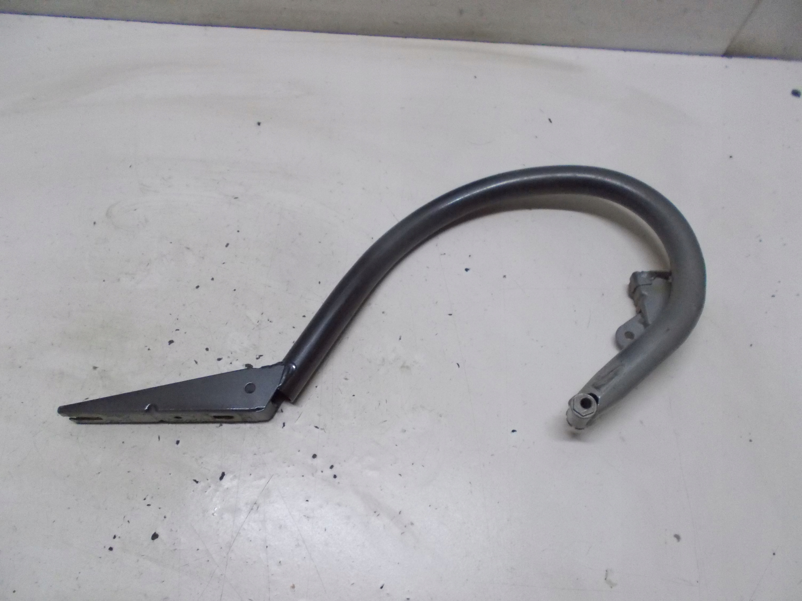 MERCEDES W204 2.2 CDI 11R hinges bonnet A2047500X28