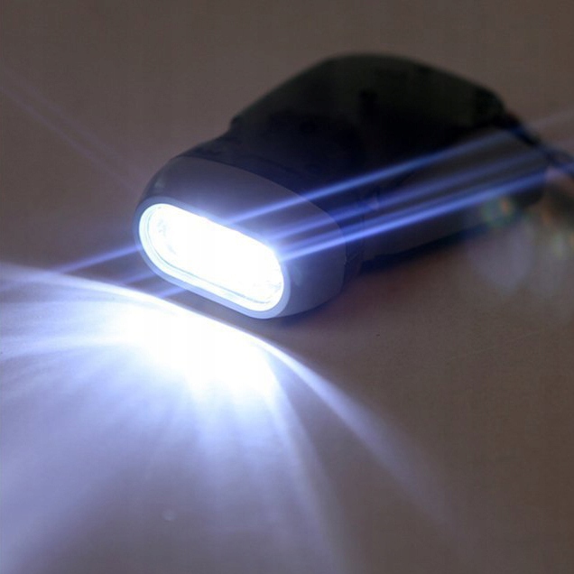 LATARKA 3 LED KIESZONKOWA ŁADOWANA DYNAMO Marka inna marka