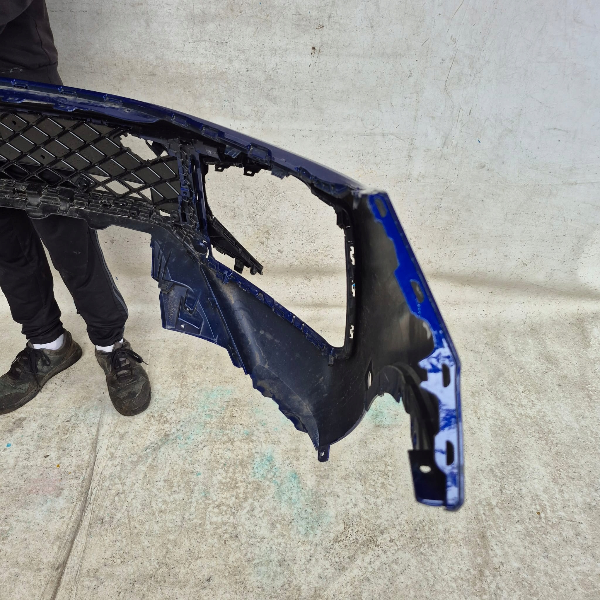 VW TOUAREG III 3 R-LINE LIFT 23-> bumper front front washer PDC