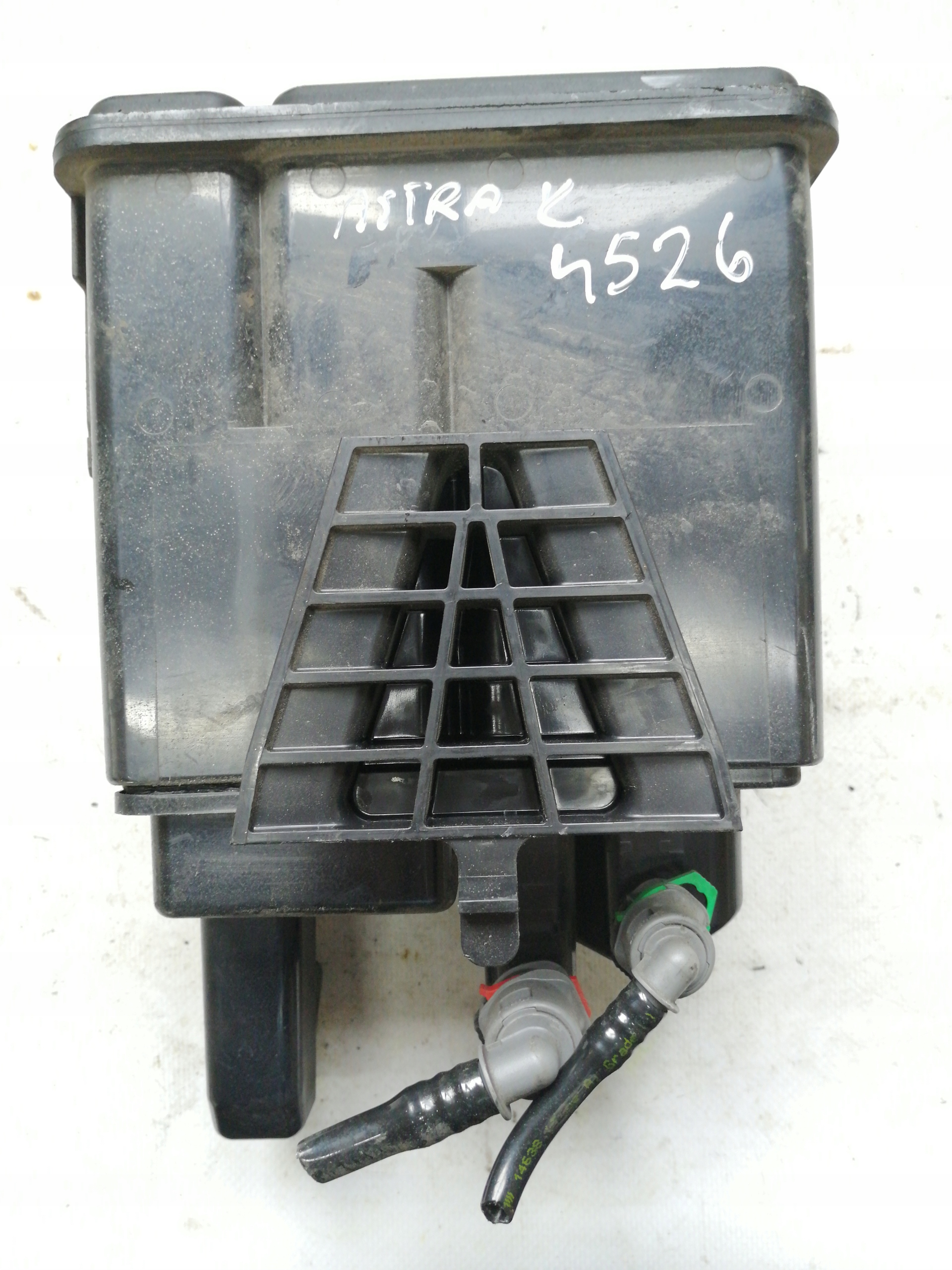 4526 astra k фильтр угольный топлива 13372192