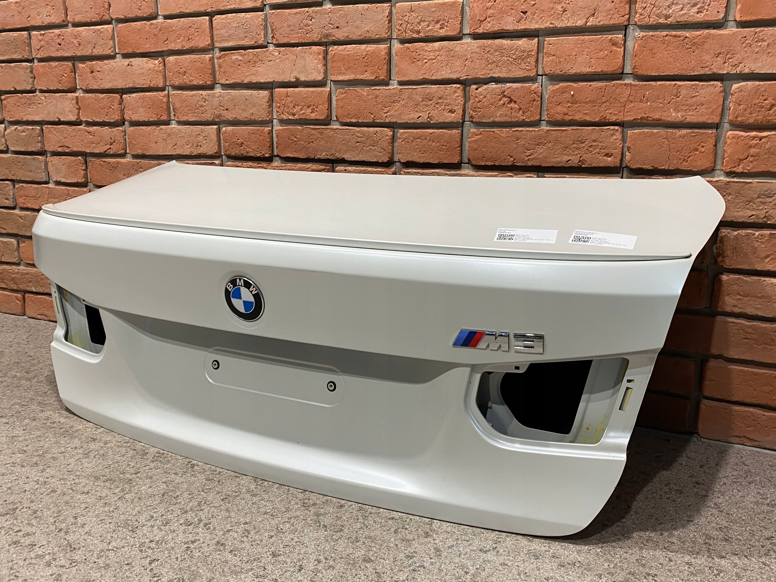 BMW 3 F30 F80 KLAPA TYŁ TYLNA KOLOR W93 IDEALNA Producent części BMW OE