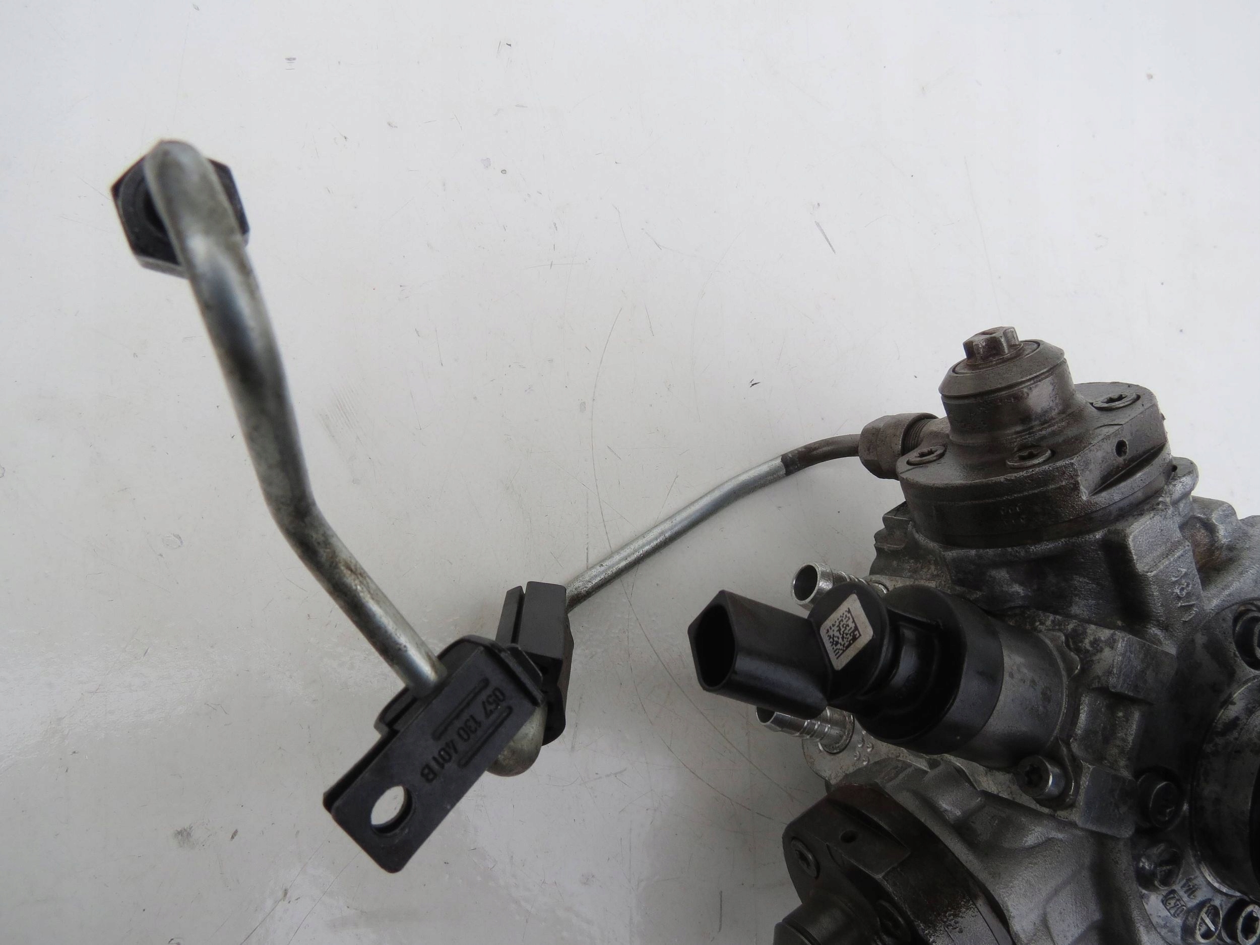 Einspritzpumpe fuel AUDI Q7 4L 0445010642