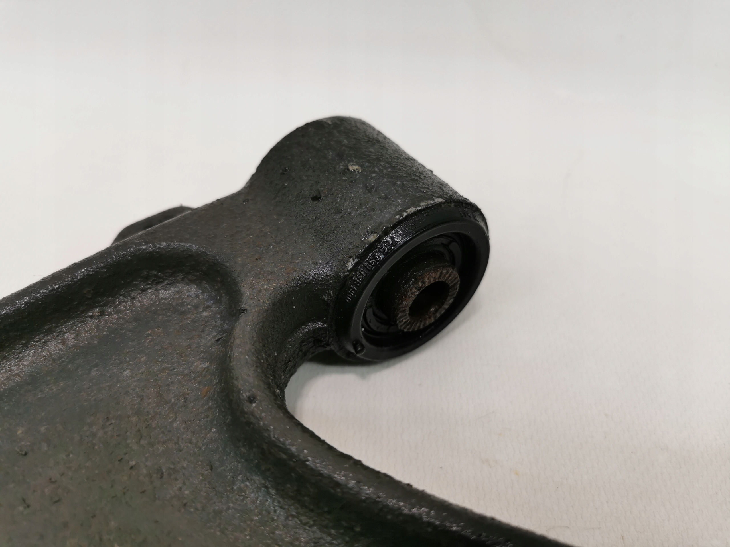 arm left front OPEL INSIGNIA A LIFT
