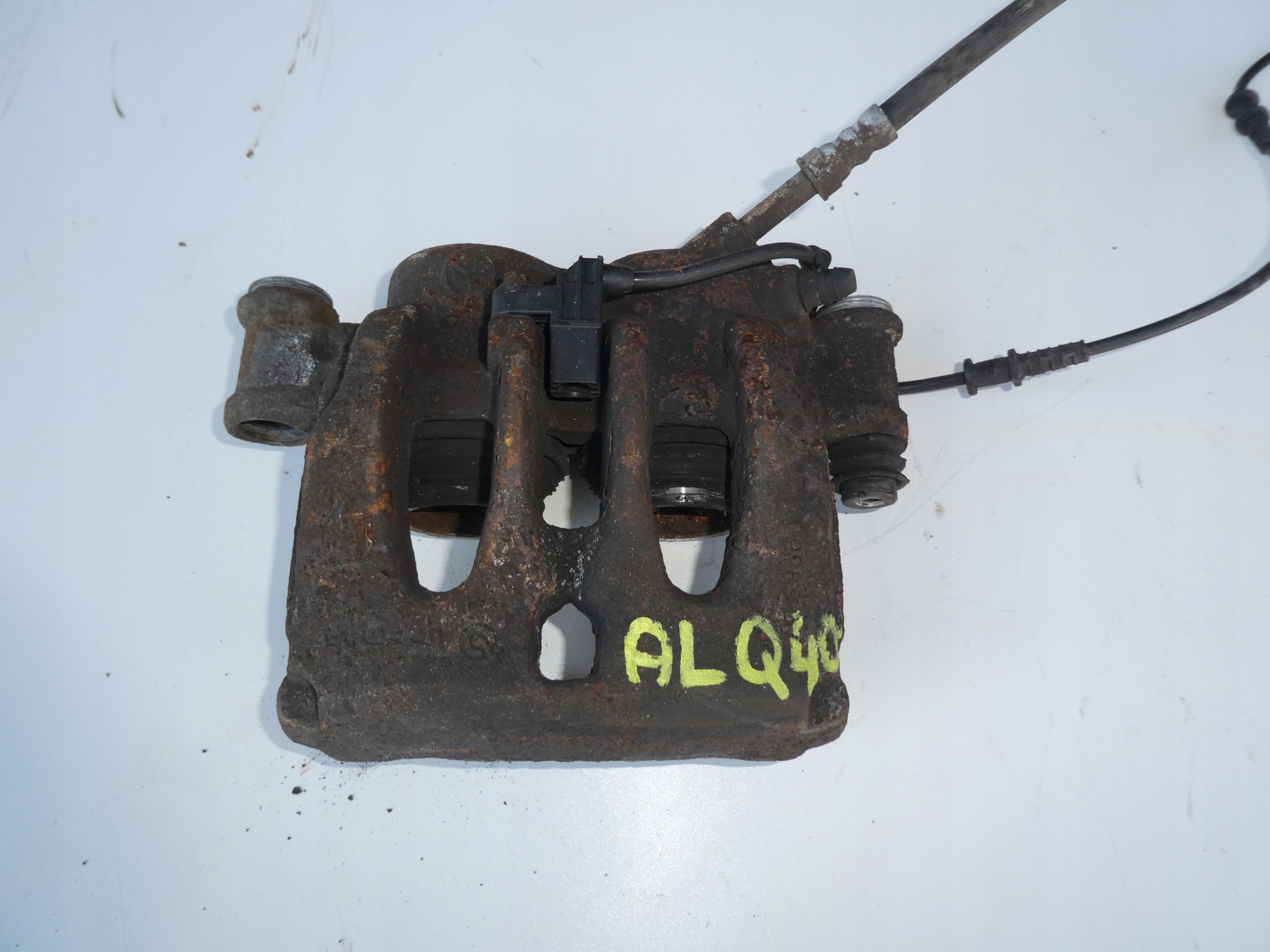 MERCEDES VITO 639 caliper front right BREMBO