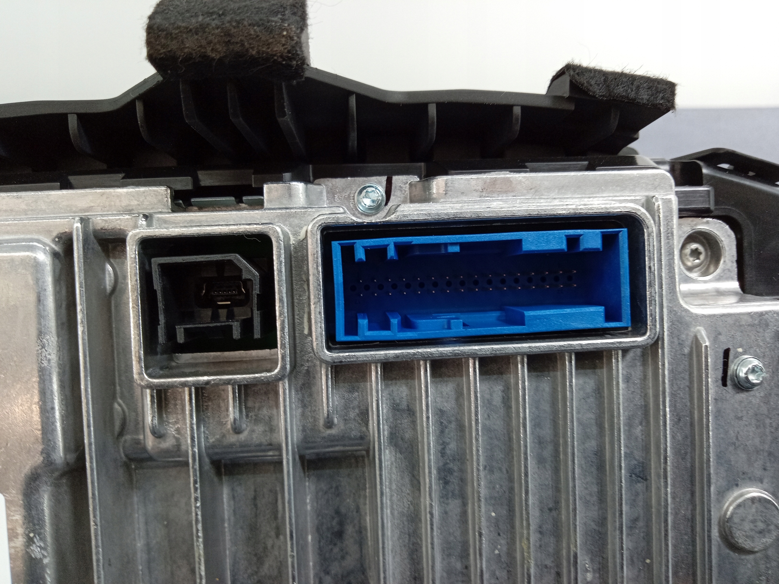 INSIGNIA B РЕСТАЙЛИНГ 2.0 спидометр часы