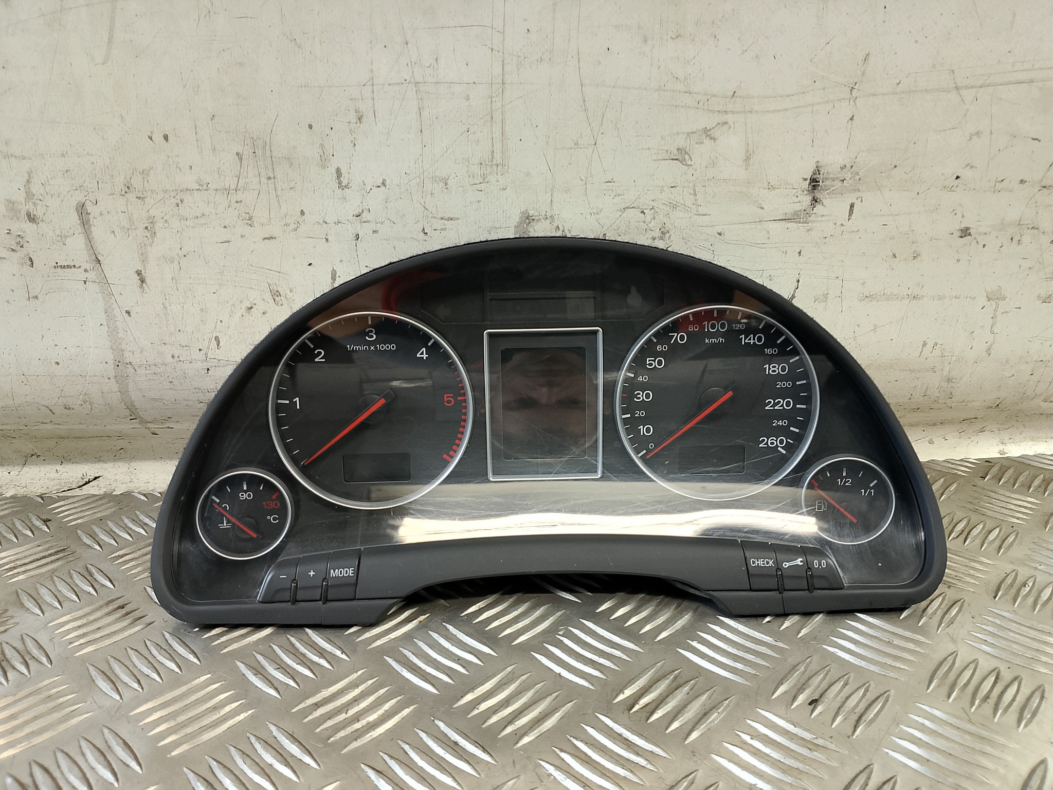 dials PREDKOSCIOMIERZ AUDI A4 B6 1.9 TDI 1036901830