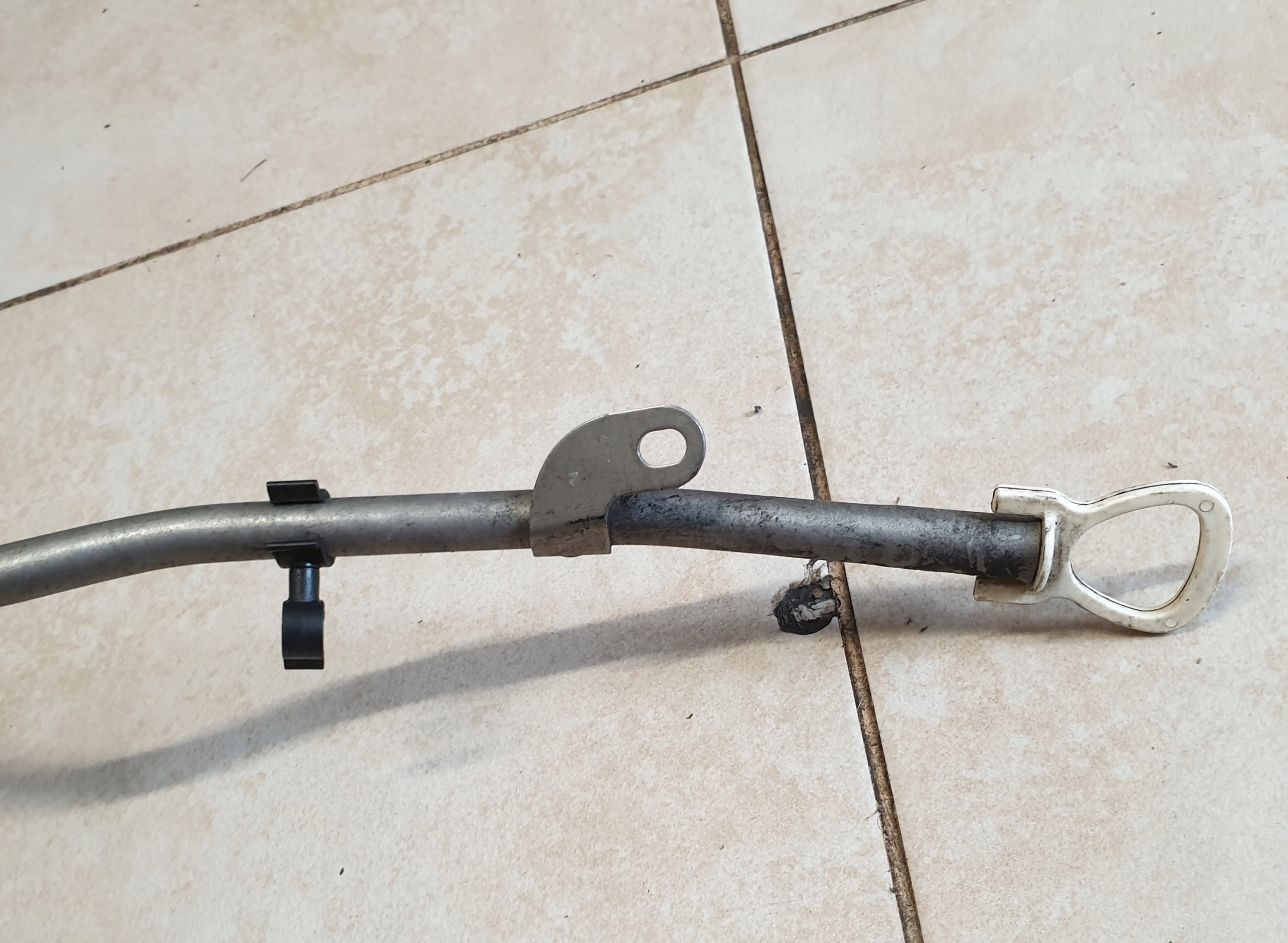Bagnet miarka Livello olio Mercedes E W207 250 CGI OE 274