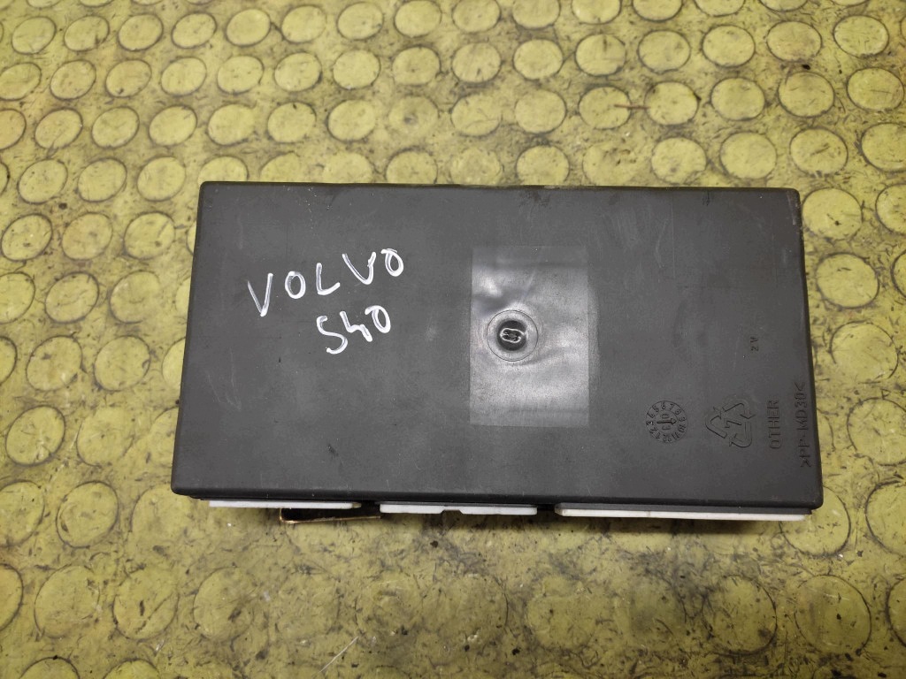 VOLVO S40 Unité commande confort 30638707