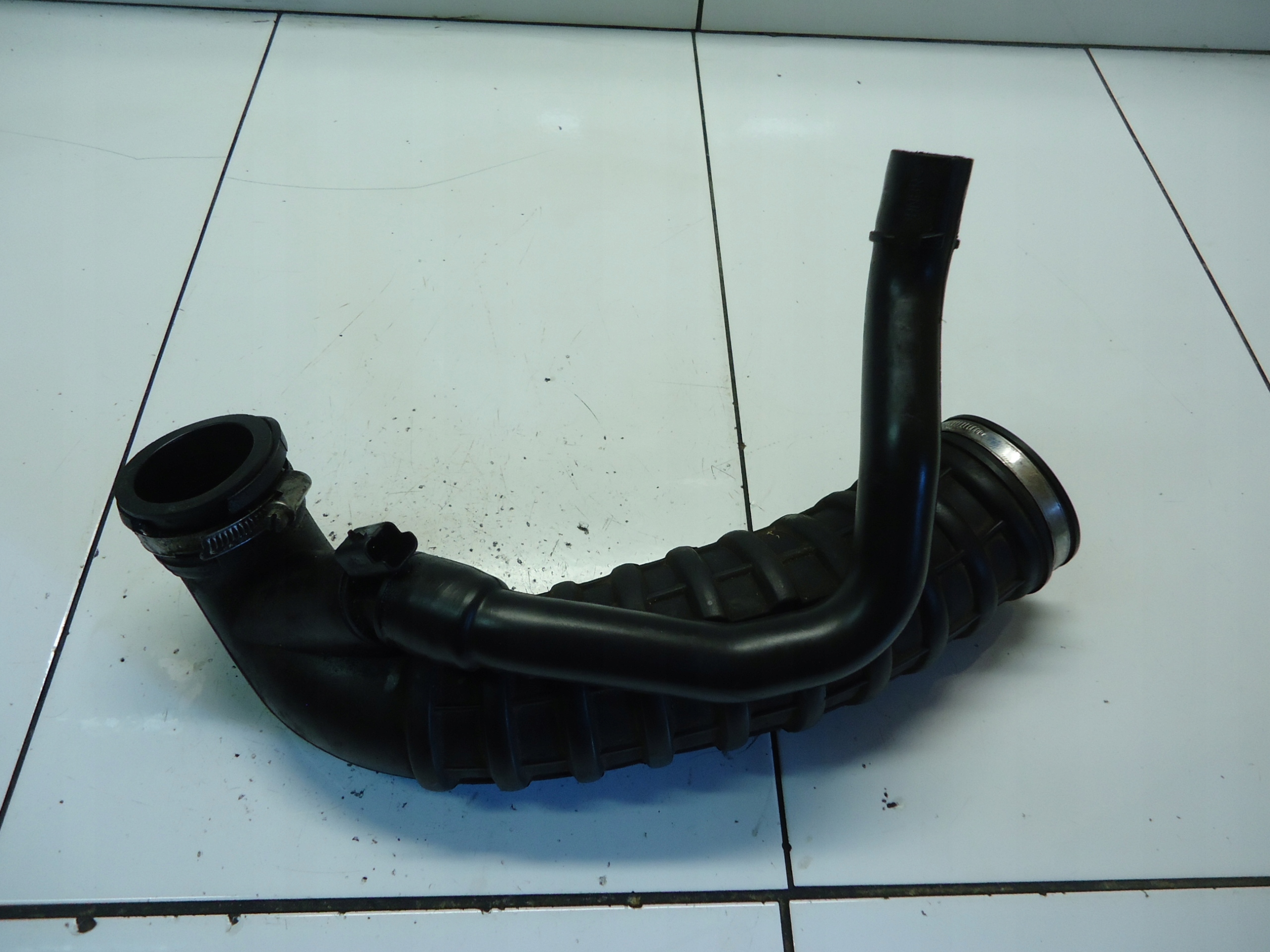 MINI COOPER R56 1.6 THP N14B16 wiring pipe air hose 62276
