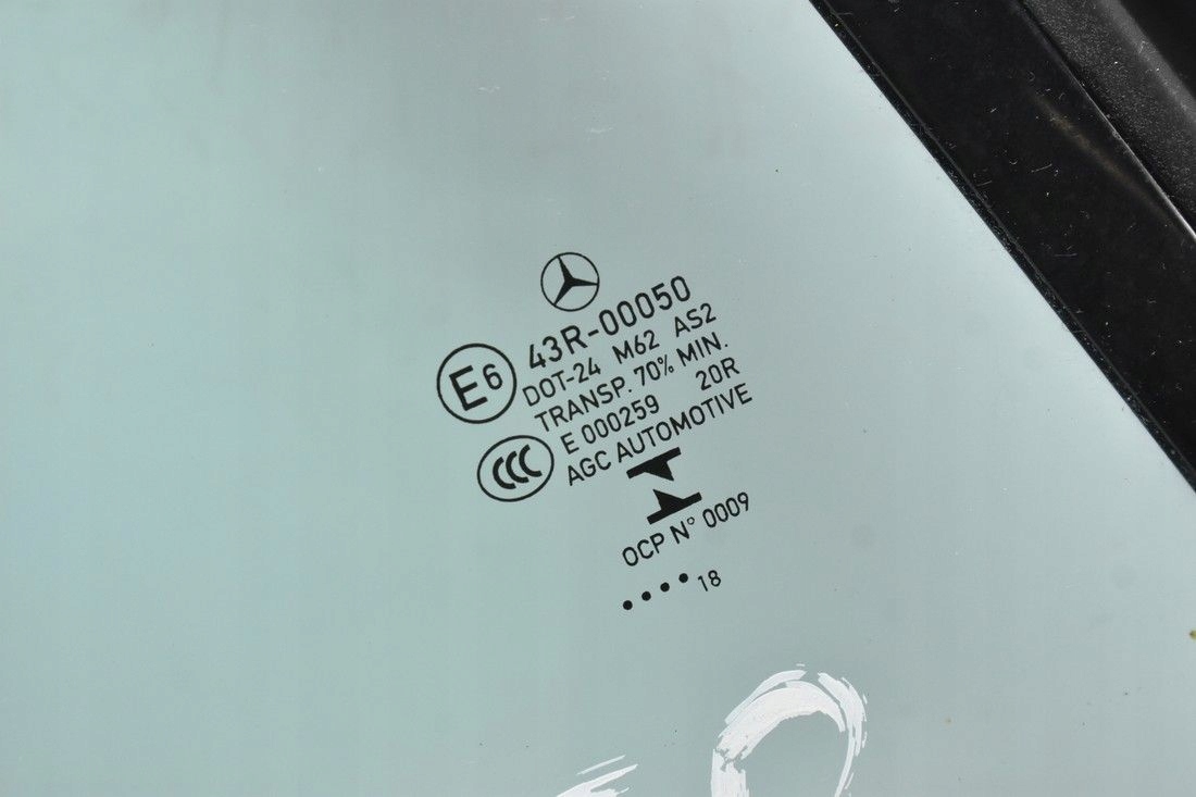 SZYBA BOCZNA PRAWY TYŁ MERCEDES W238 2018 Numer katalogowy części BRAK-DANYCH-5082590