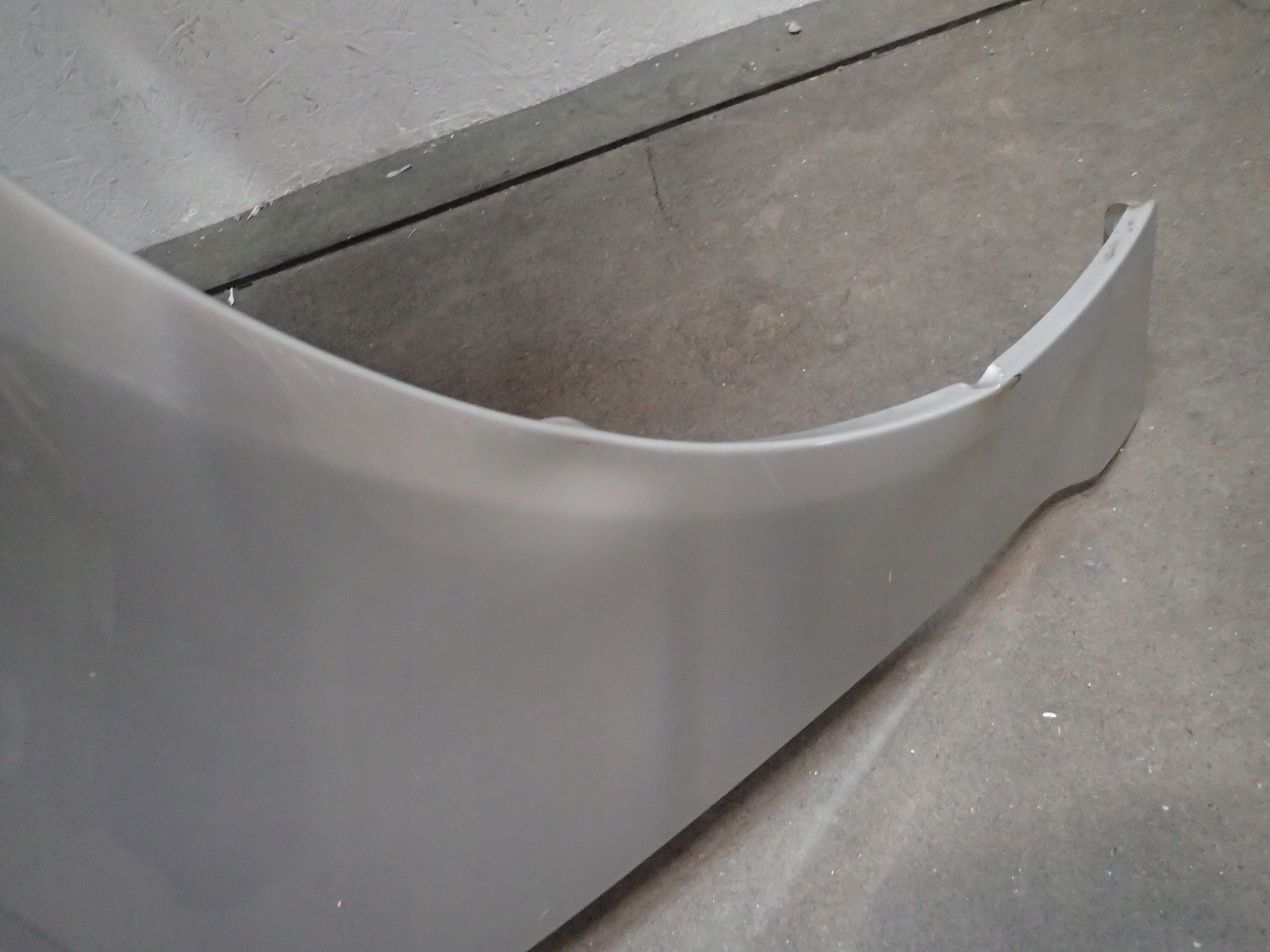 FENDER FRONT RIGHT AUDI A6 C6 LIFT 07