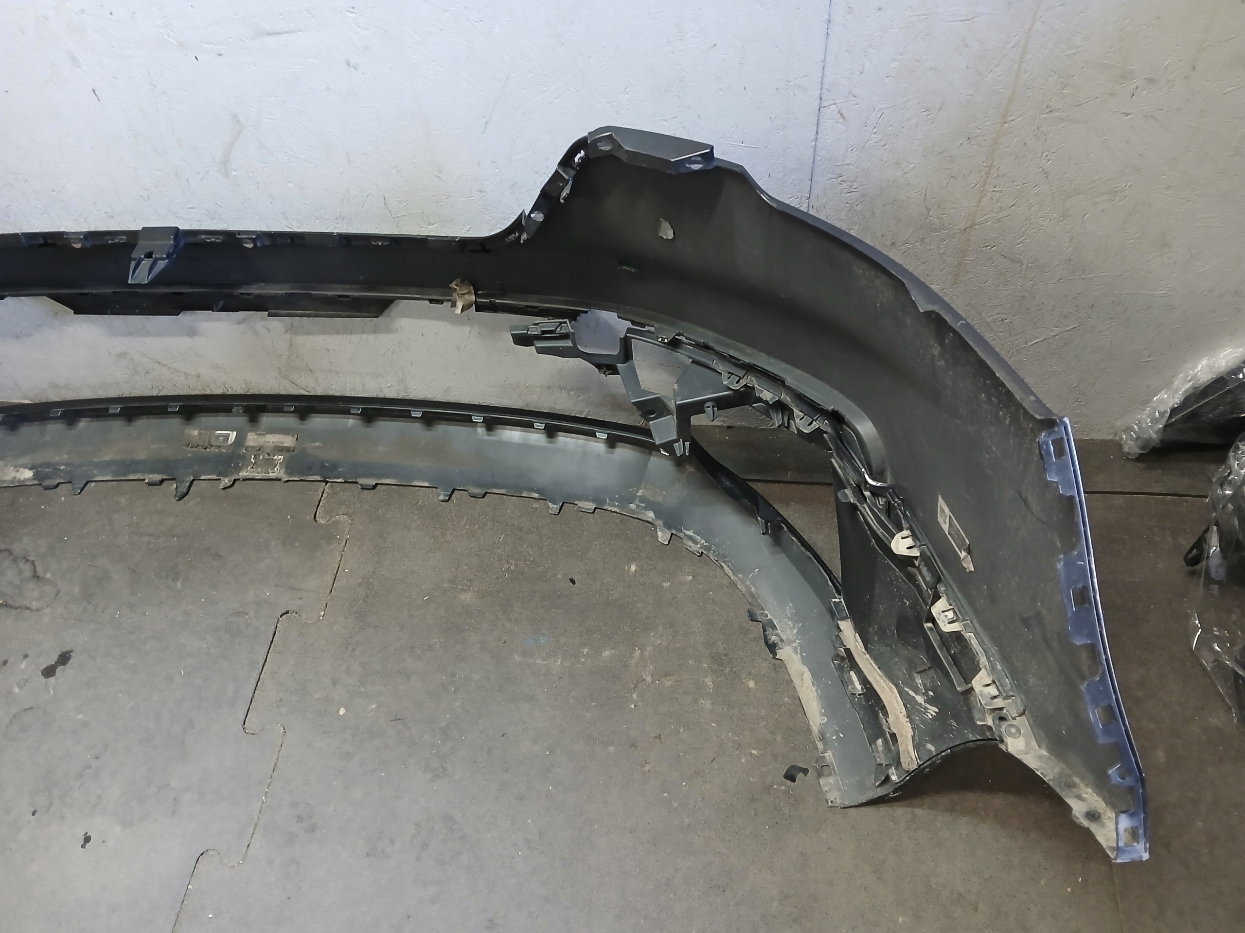 bumper front RENAULT TRAFIC III 3 LIFT 4 IV 21