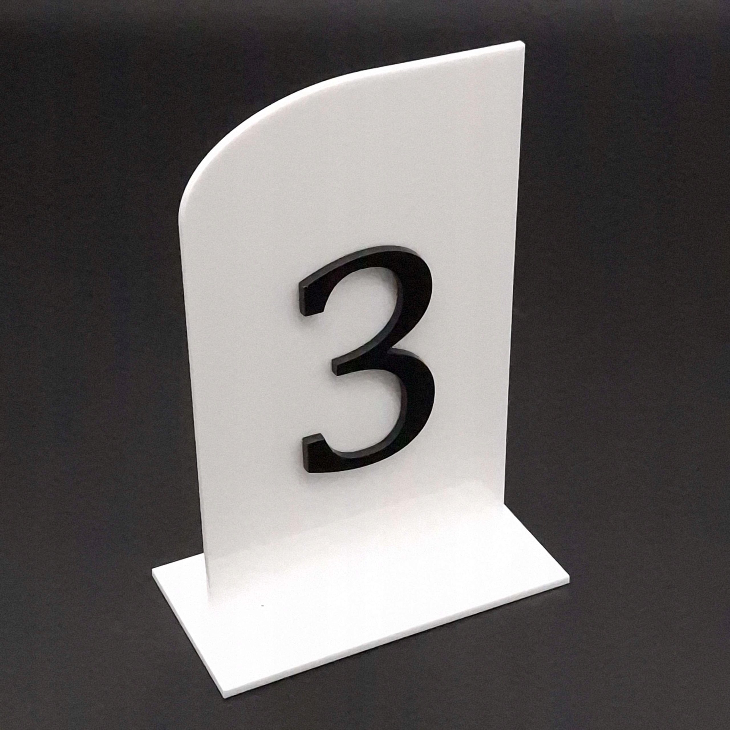 NUMERY NUMERK STOLIKÓW NA WESELE ŚLUB NA STÓŁ CYFRA DO BARU DO RESTAURACJI Marka inna