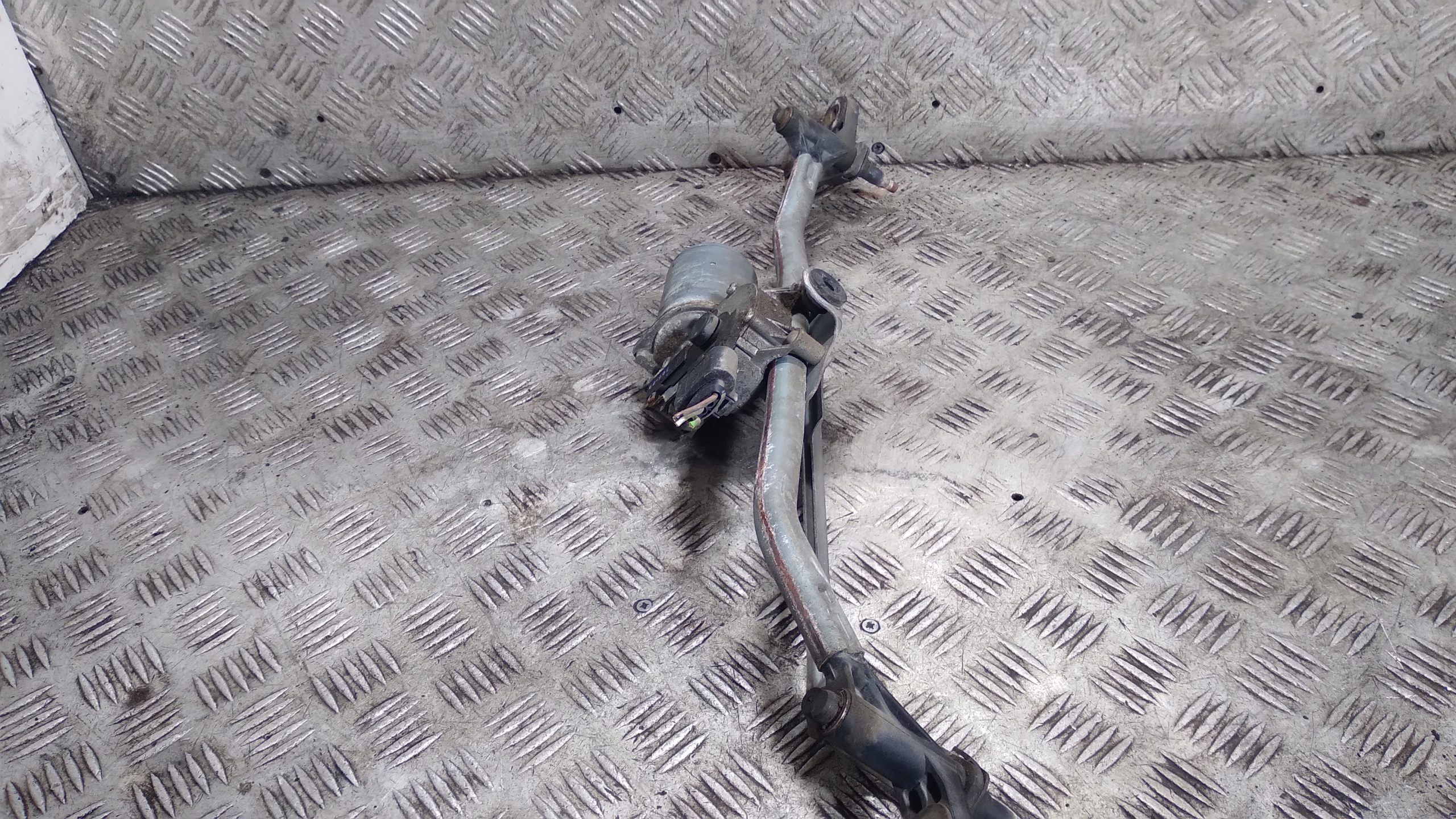 wiper mechanism front SKODA FABIA 2 5J955113A