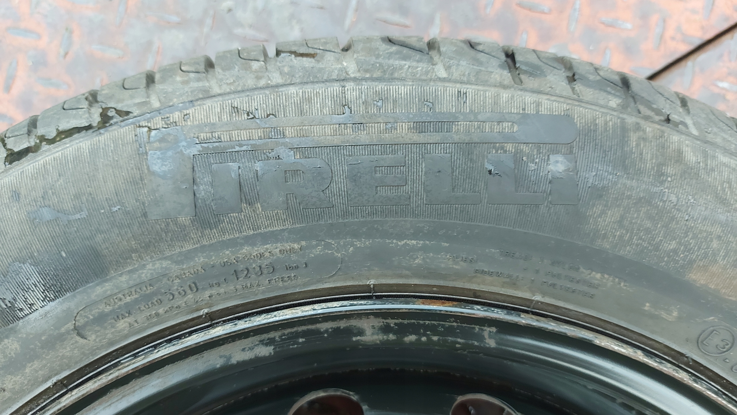 PIRELLI CINTURATO P1 185/65R15 tyres summer 6,5mm