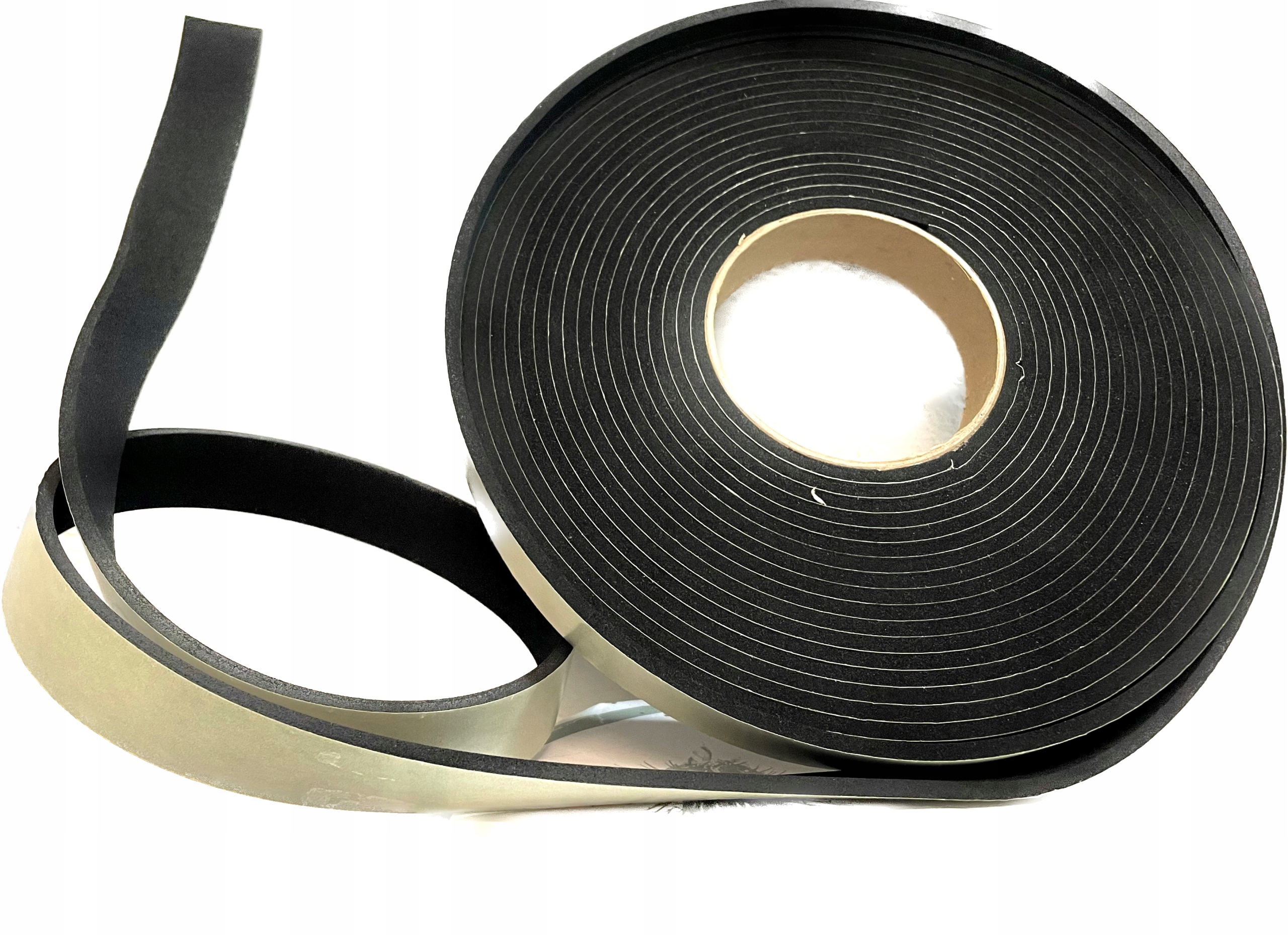 Uszczelka taśma samoprzylepna pianka EPDM 13x5mm mikroguma MIERZEJEWSKI 10m