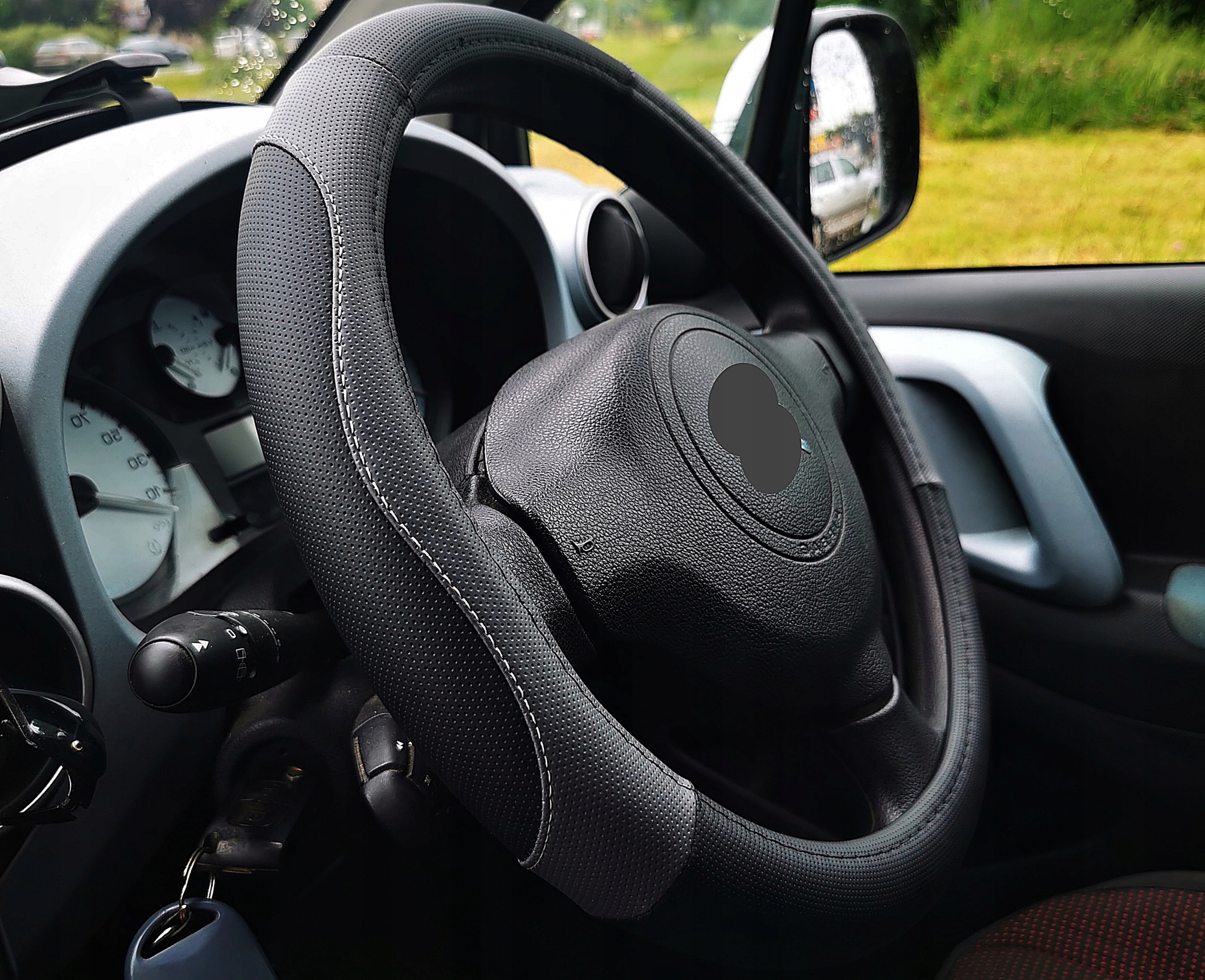 Pokrowiec na kierownice czarno szary 37-39 cm. skóra perforowana Exclusive EAN (GTIN) 5906109997225