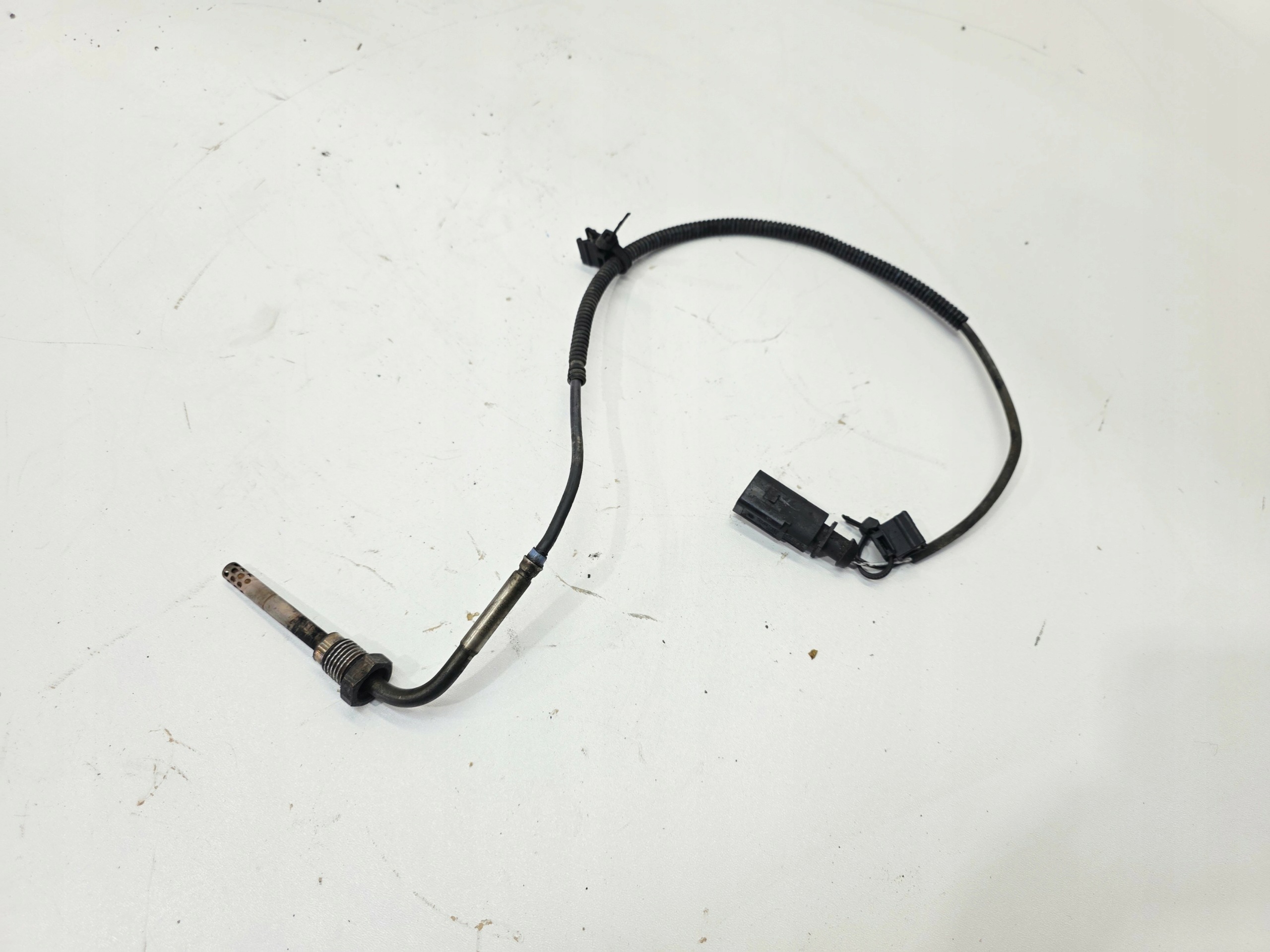 Sensor TEMPERATURY Gase AUDI VOLKSWAGEN SEAT SKODA 038906088D