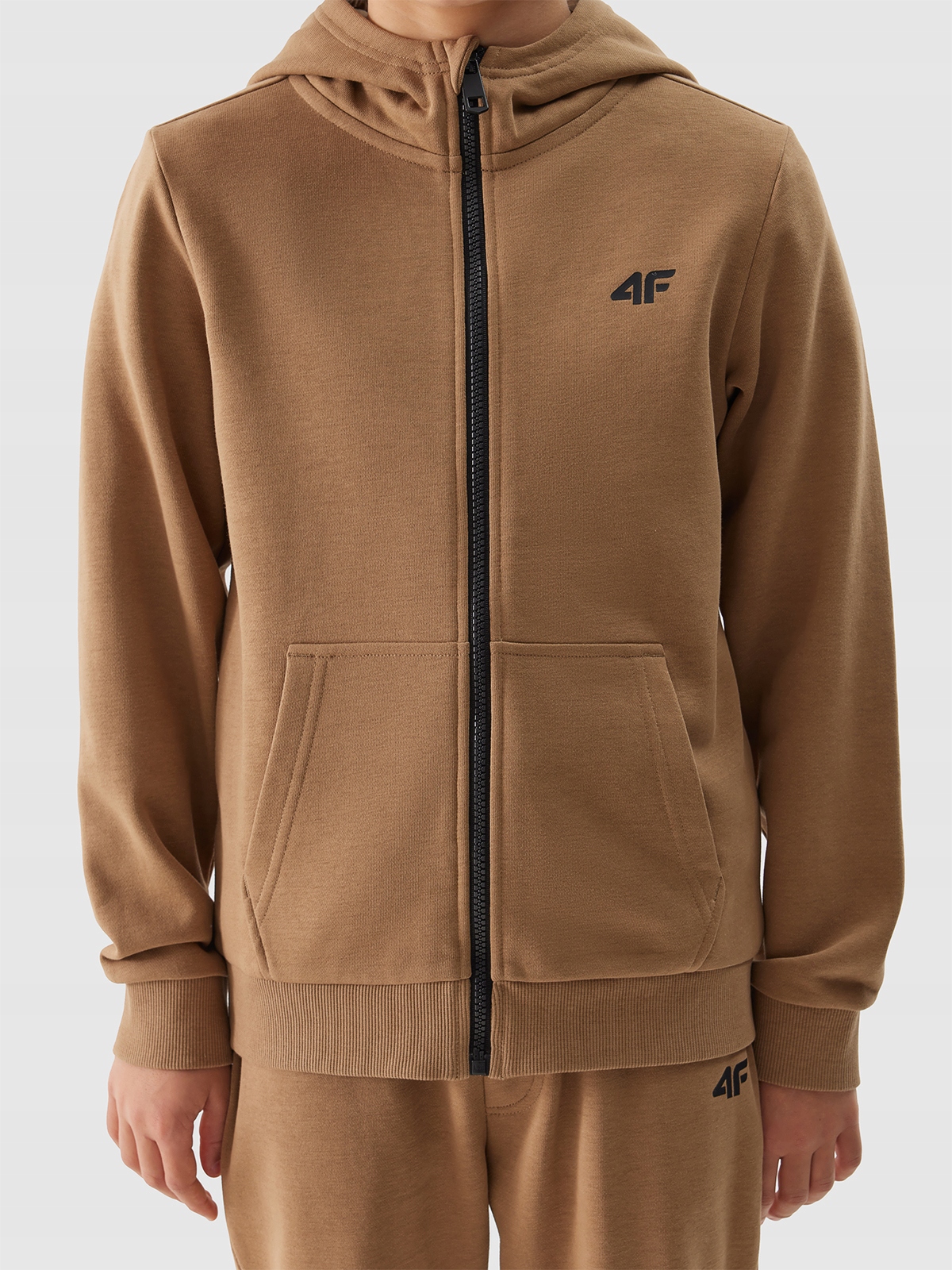 BLUZA 4F CHŁOPIĘCA Dziecięca DRESOWA ROZPINANA Z KAPTUREM BRĄZOWA r. 158 Kolor brązowy