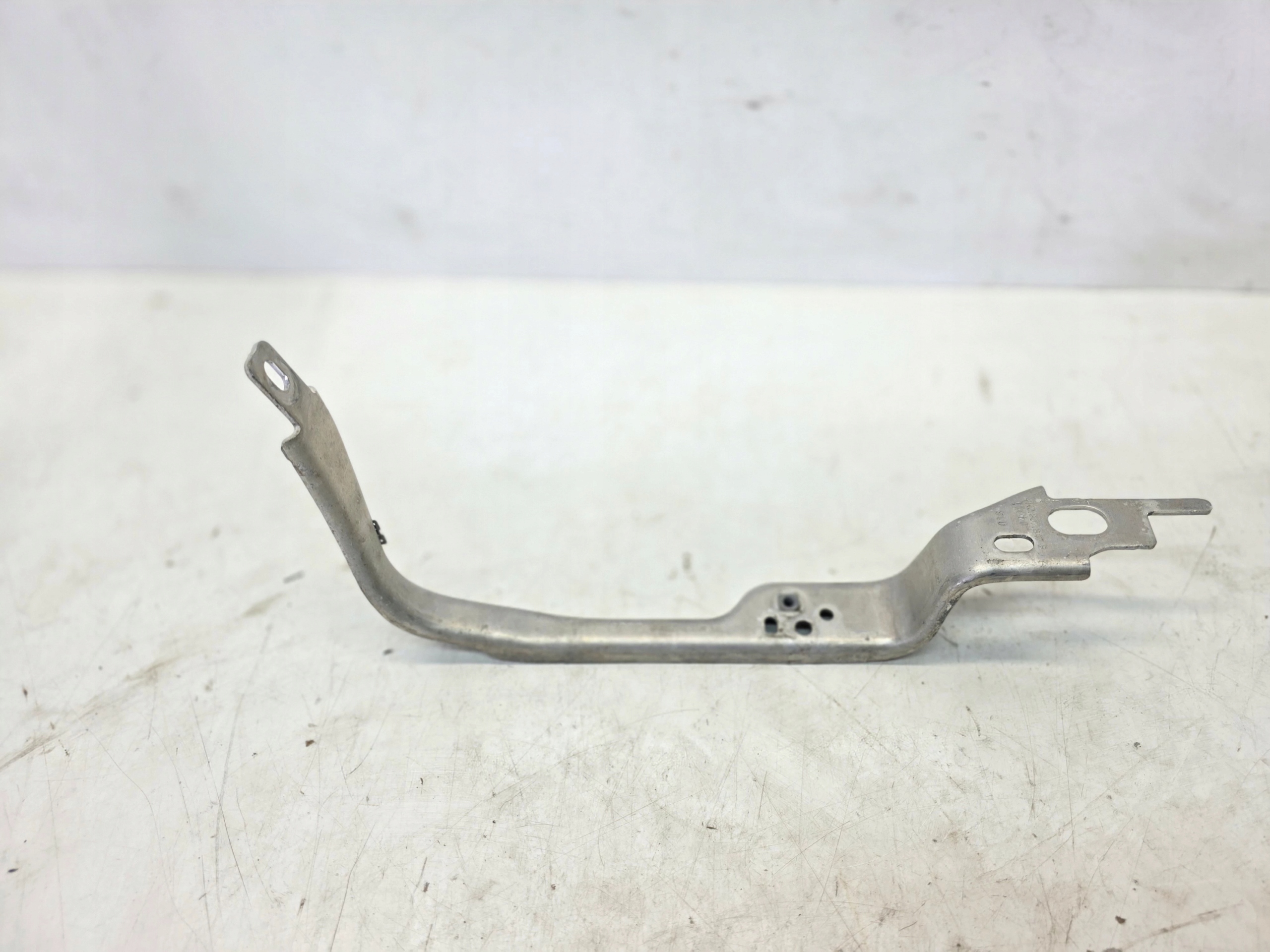 bracket holder radiator AUDI A6 C8 4K0807347B left