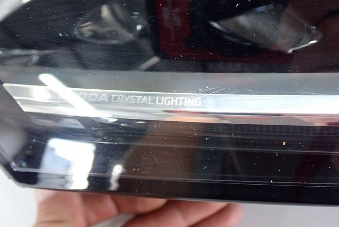 SKODA OCTAVIA IV CRYSTAL LIGHTING 19- reflektor right light right 5E4941016