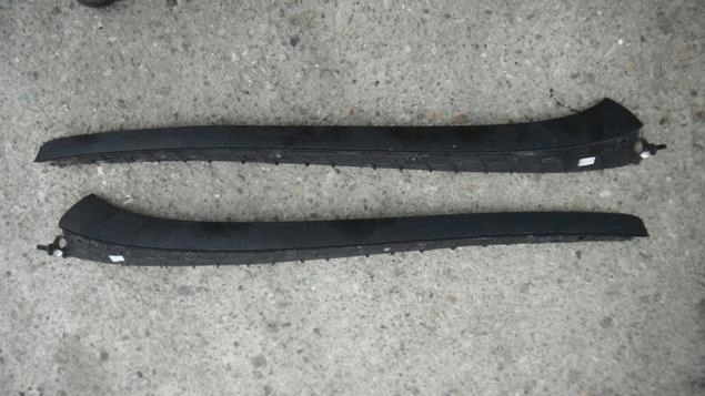 SEAT ALTEA 04-09 LISTWA SZYBY PRZÓD