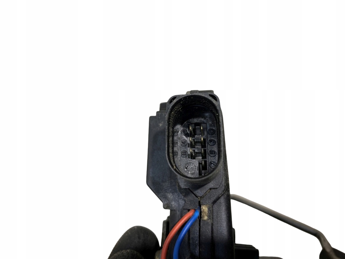 lock door left rear part AUDI A4 B6 7 PIN 4B0839015D
