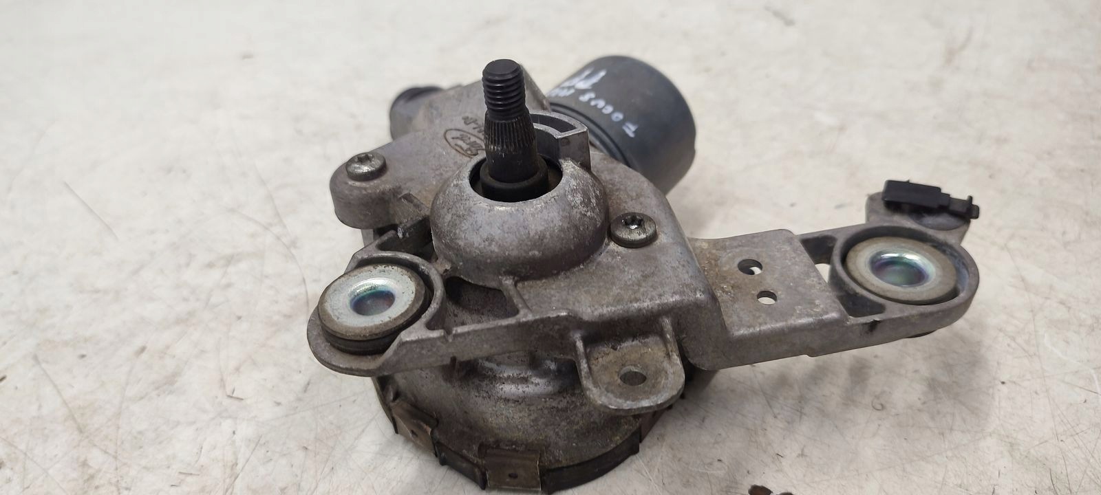 wiper mechanism right Ford Focus MK3