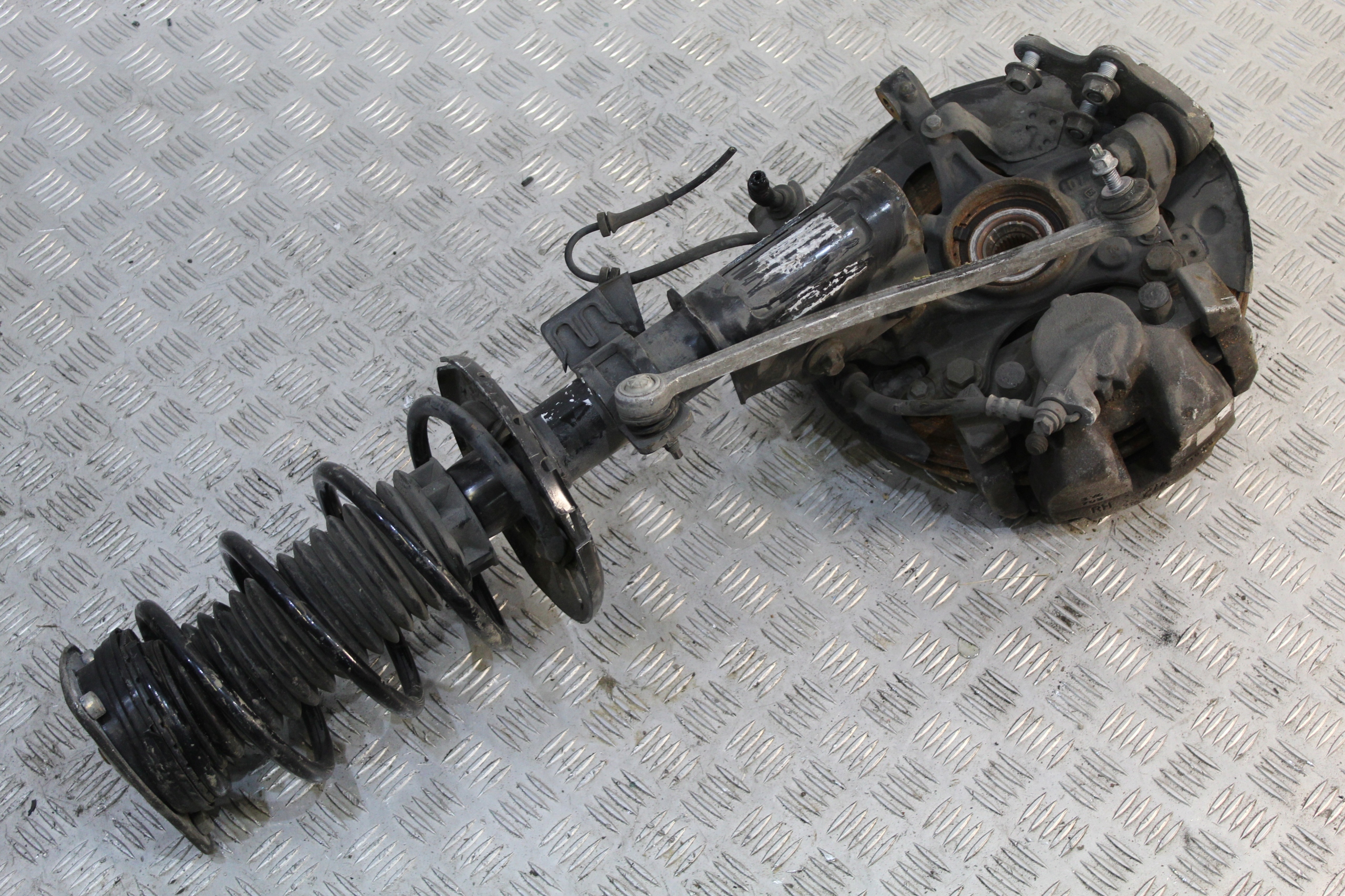 swing McPherson right front PEUGEOT 3008 II 2