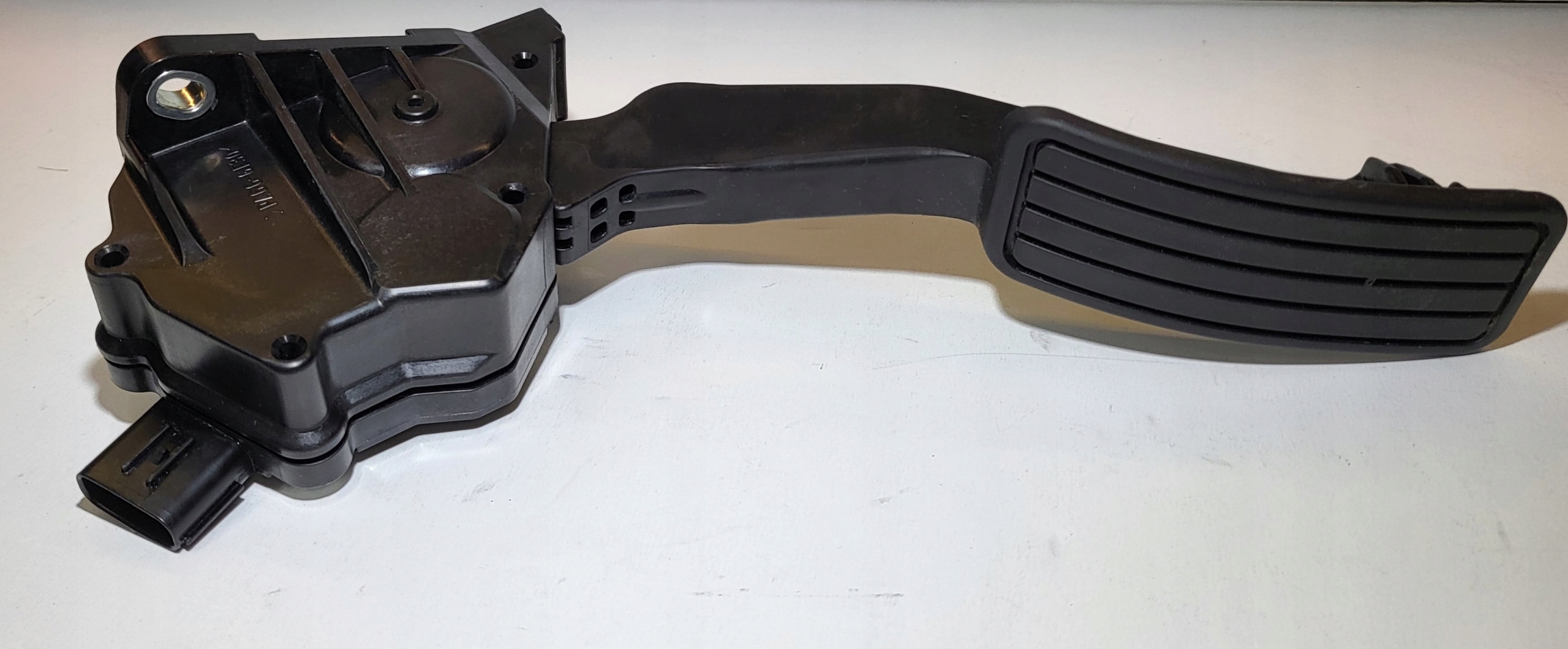 SUBARU FORESTER IV PEDAŁ GAZU Producent części Subaru