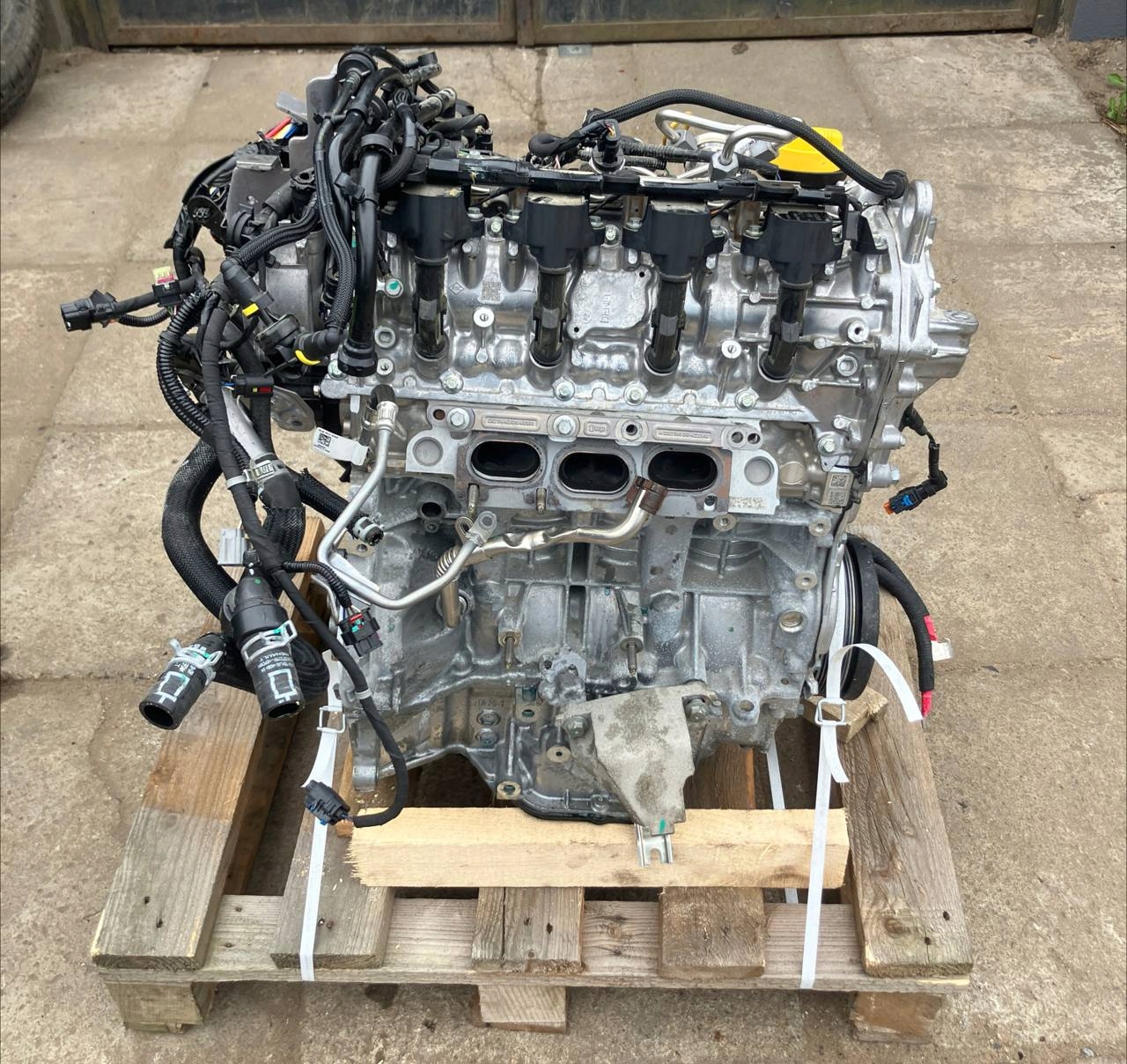 engine petrol RENAULT ARKANA 1.3 TCE HYBRID H5HE490
